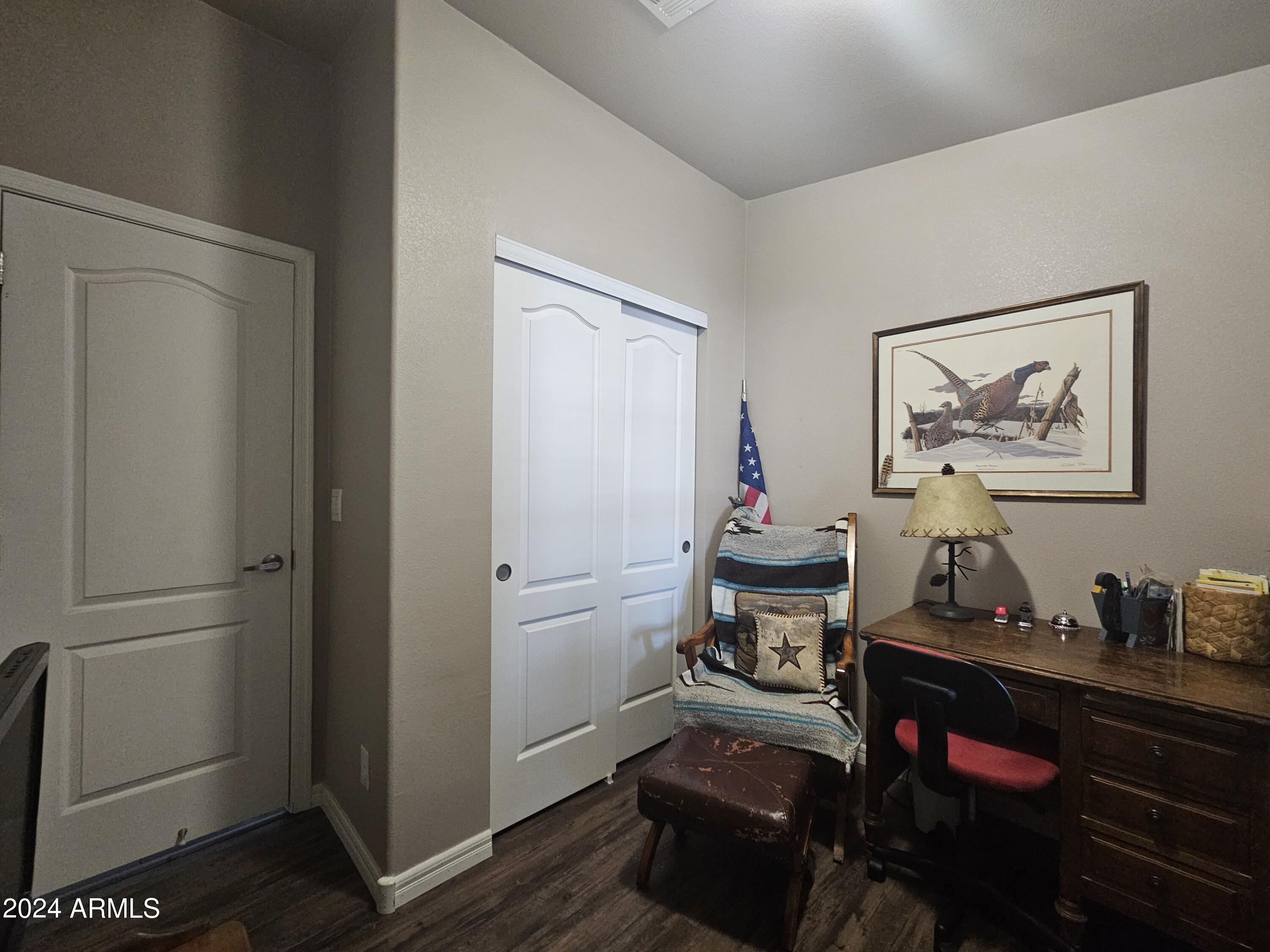 650 N Hawes Road Property Photo 21