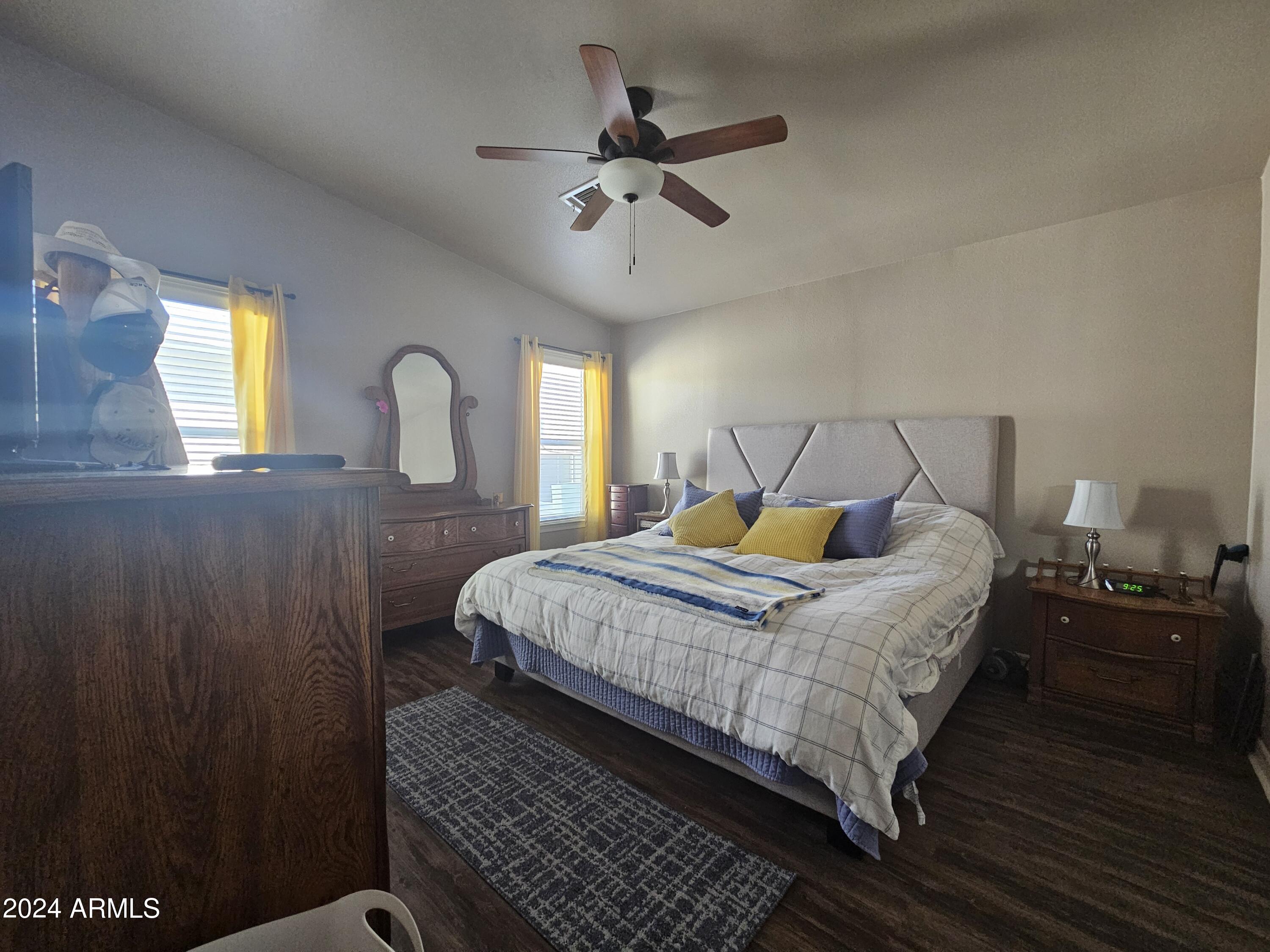 650 N Hawes Road Property Photo 24