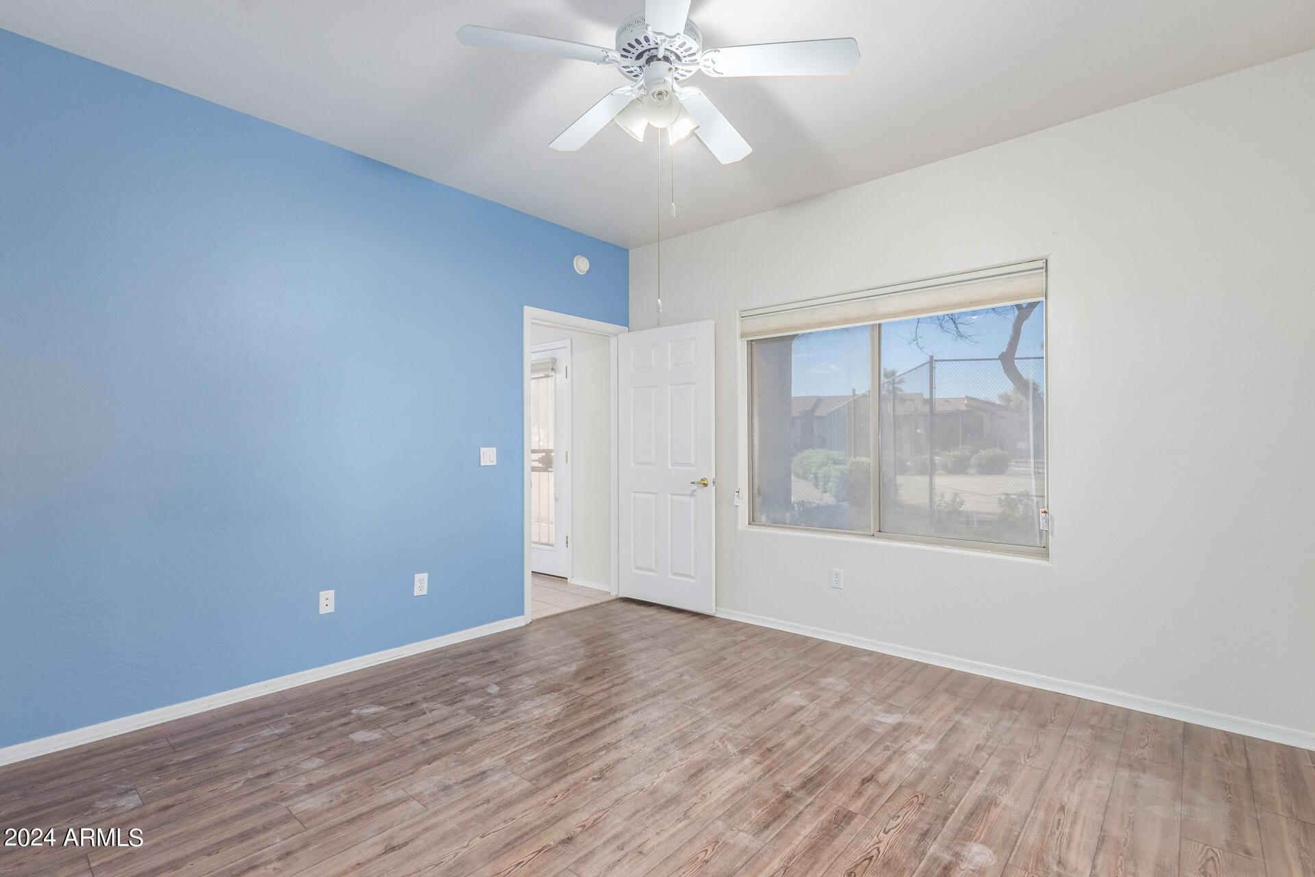 1351 N Pleasant Drive Property Photo 10