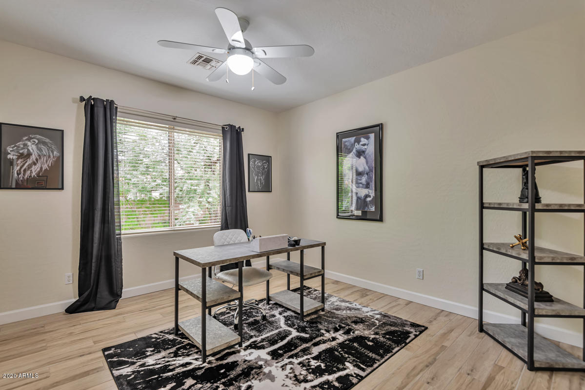 16457 N 103rd Place Property Photo 19
