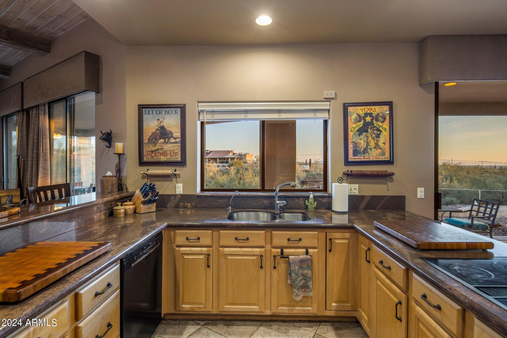 205 W Quartz Rock Road Property Photo 9