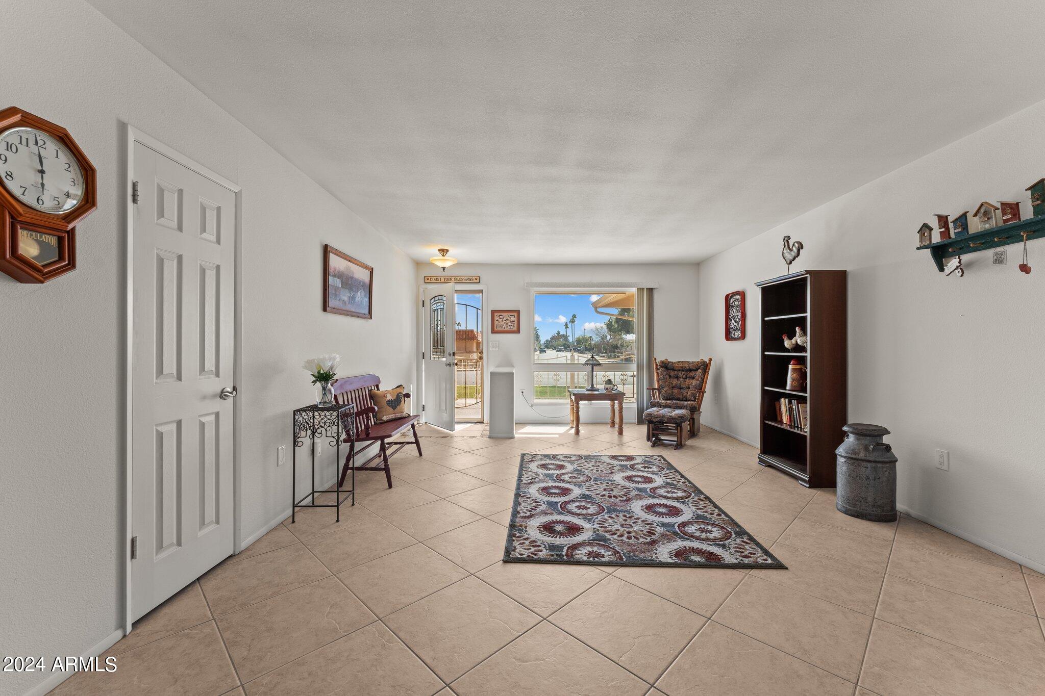 10712 W Cameo Drive Property Photo 5