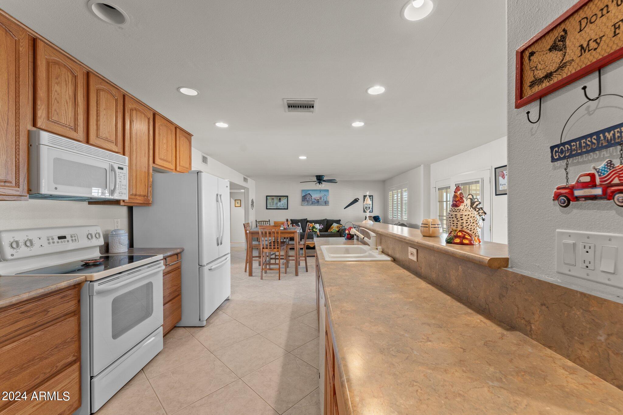 10712 W Cameo Drive Property Photo 18