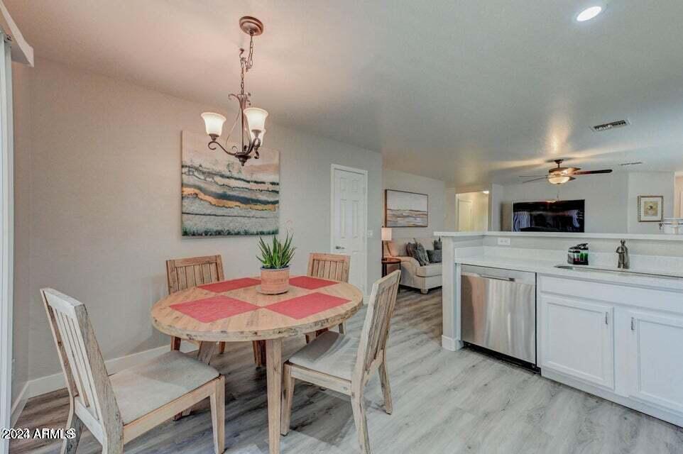 2477 E Meadow Land Drive Property Photo 4