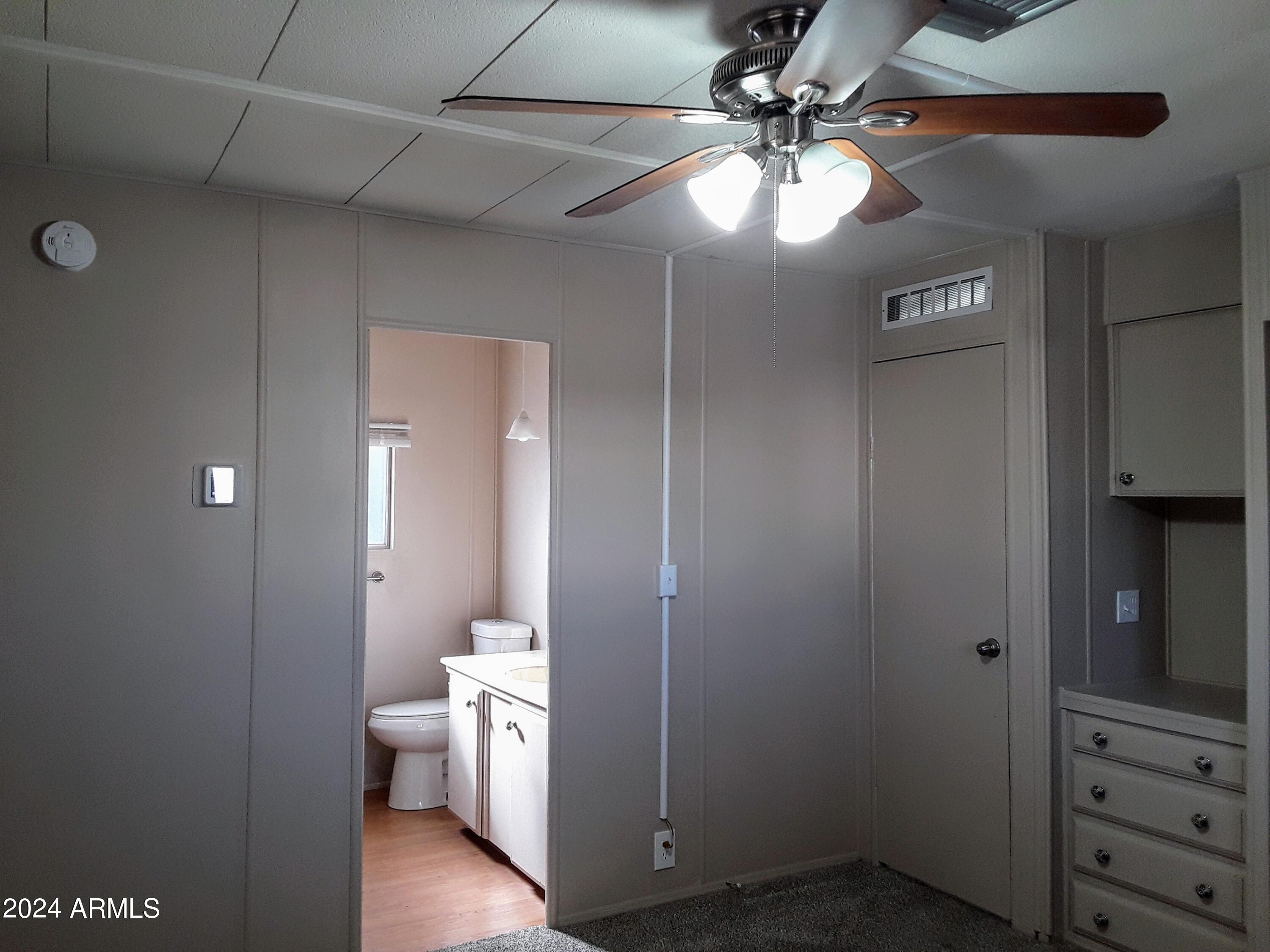 10701 N 99th Avenue Property Photo 22