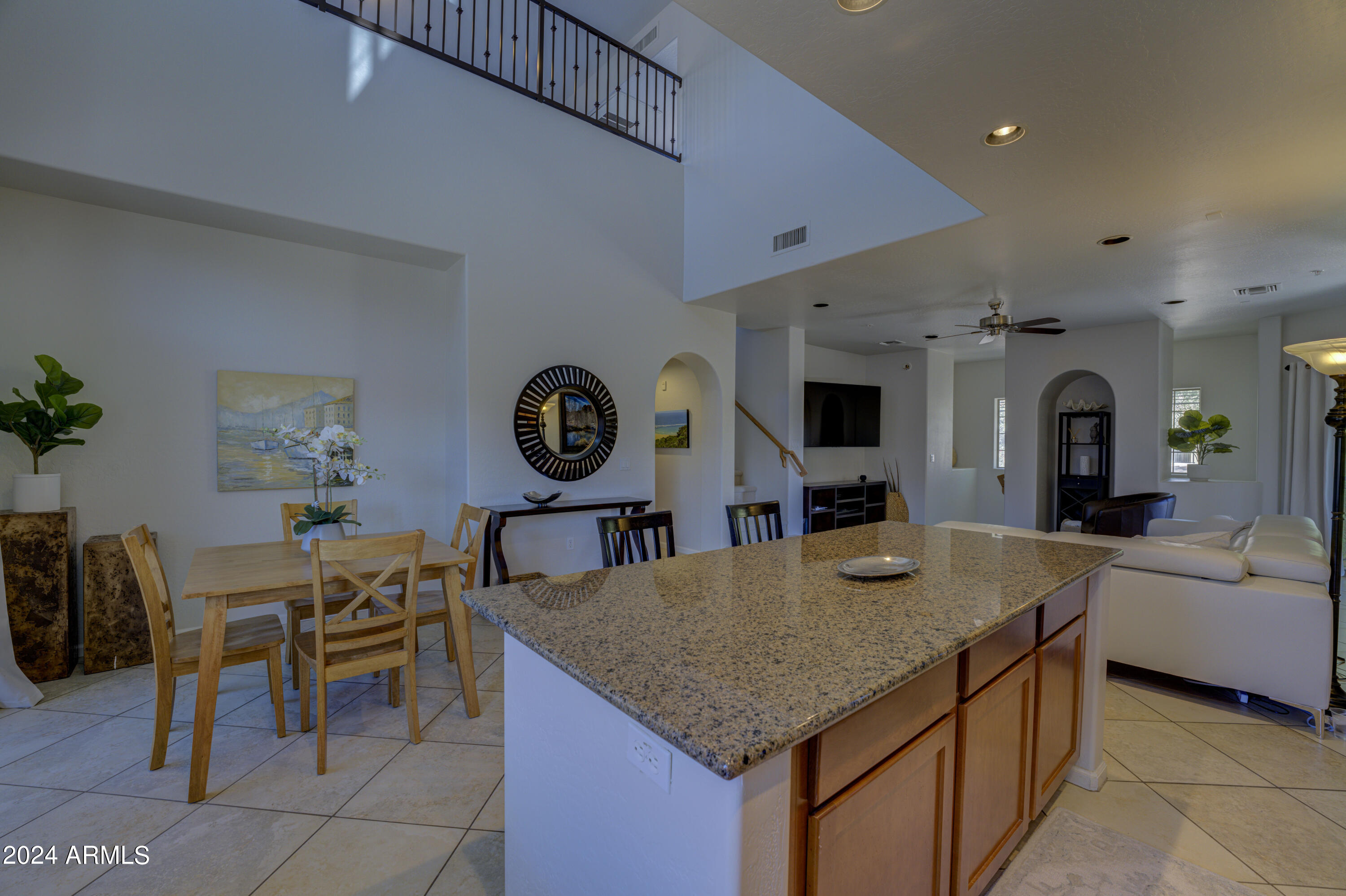 3935 E Rough Rider Road Property Photo 10