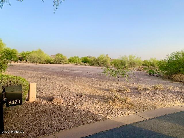 8323 E Sunset View Drive Property Photo 11