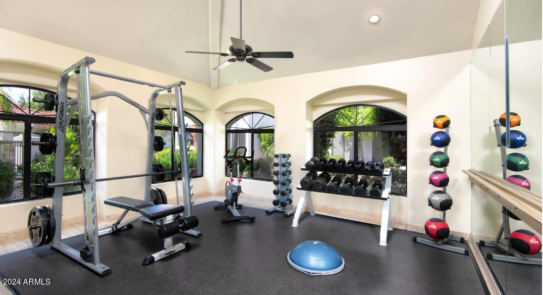 8311 E Via De Ventura Property Photo 8