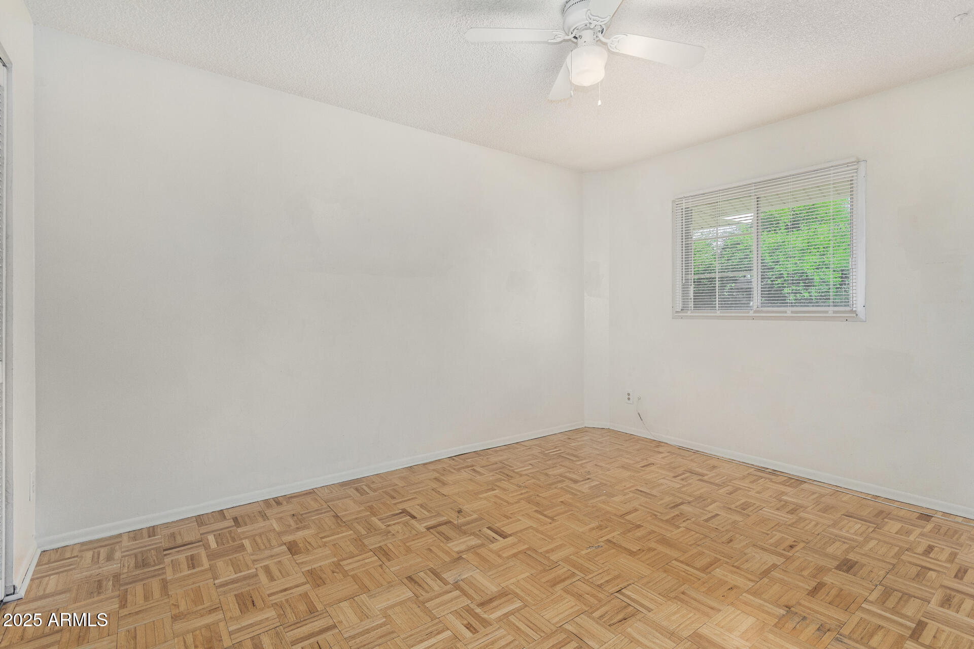 1673 W Hazelwood Street Property Photo 22