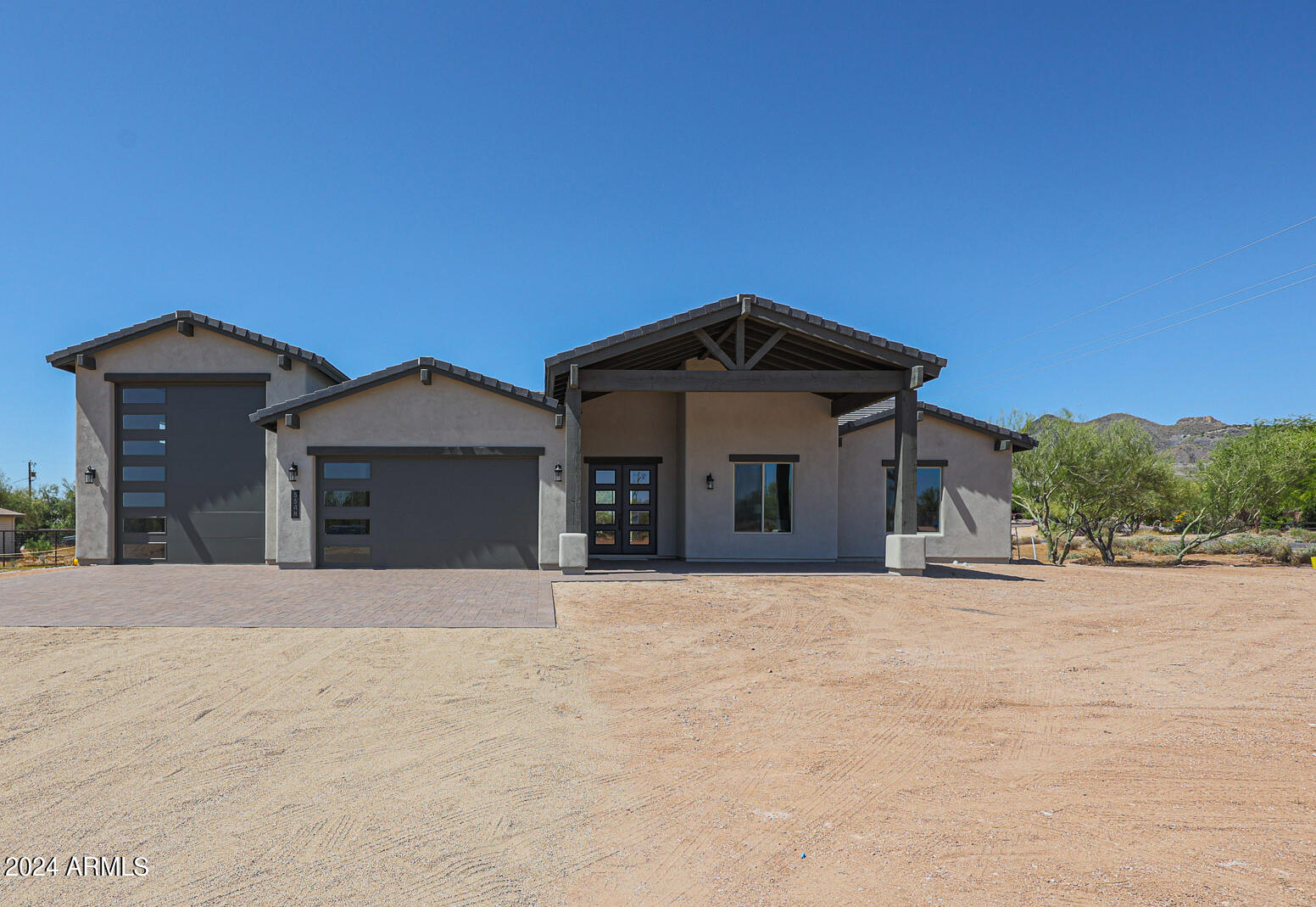 5548 E Seven Palms Drive Property Photo 1