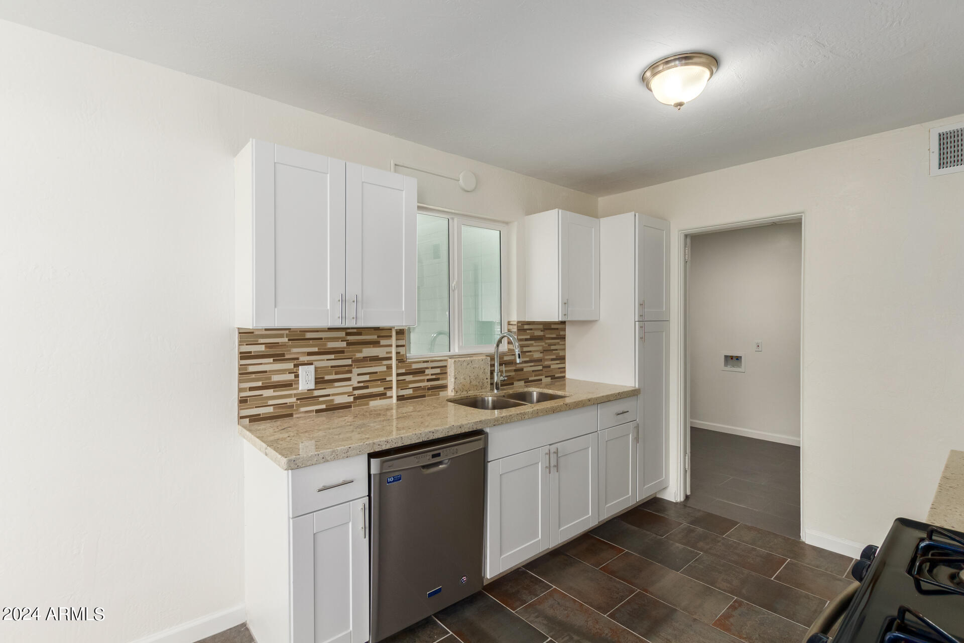 1401 E Osborn Road Property Photo 13