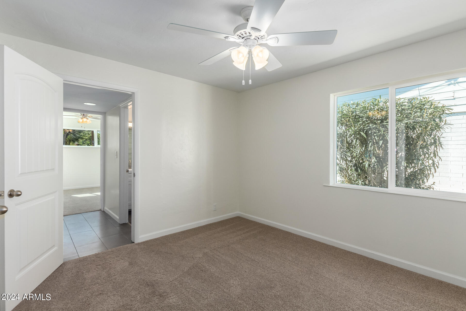 1401 E Osborn Road Property Photo 17