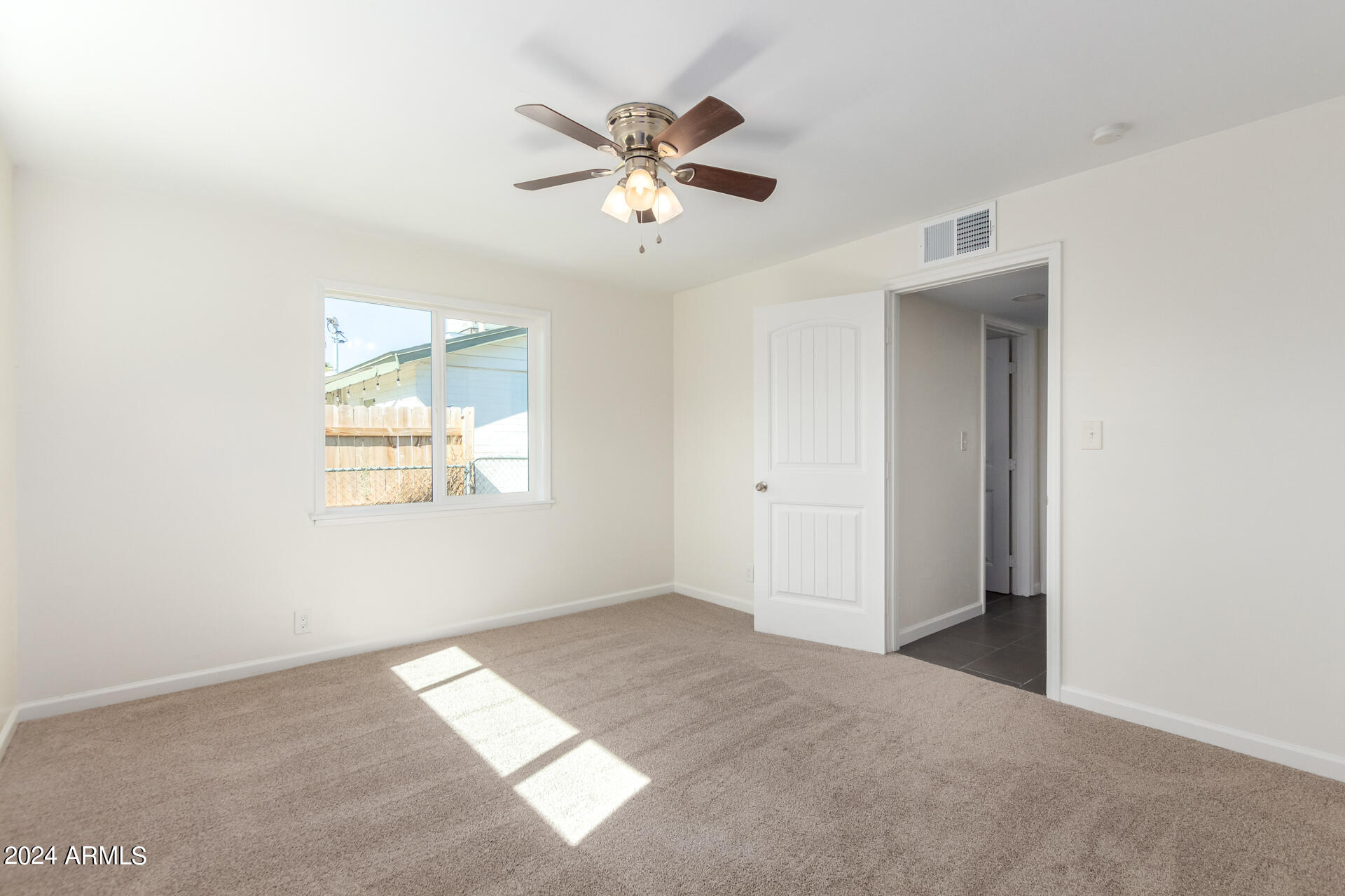 1401 E Osborn Road Property Photo 22