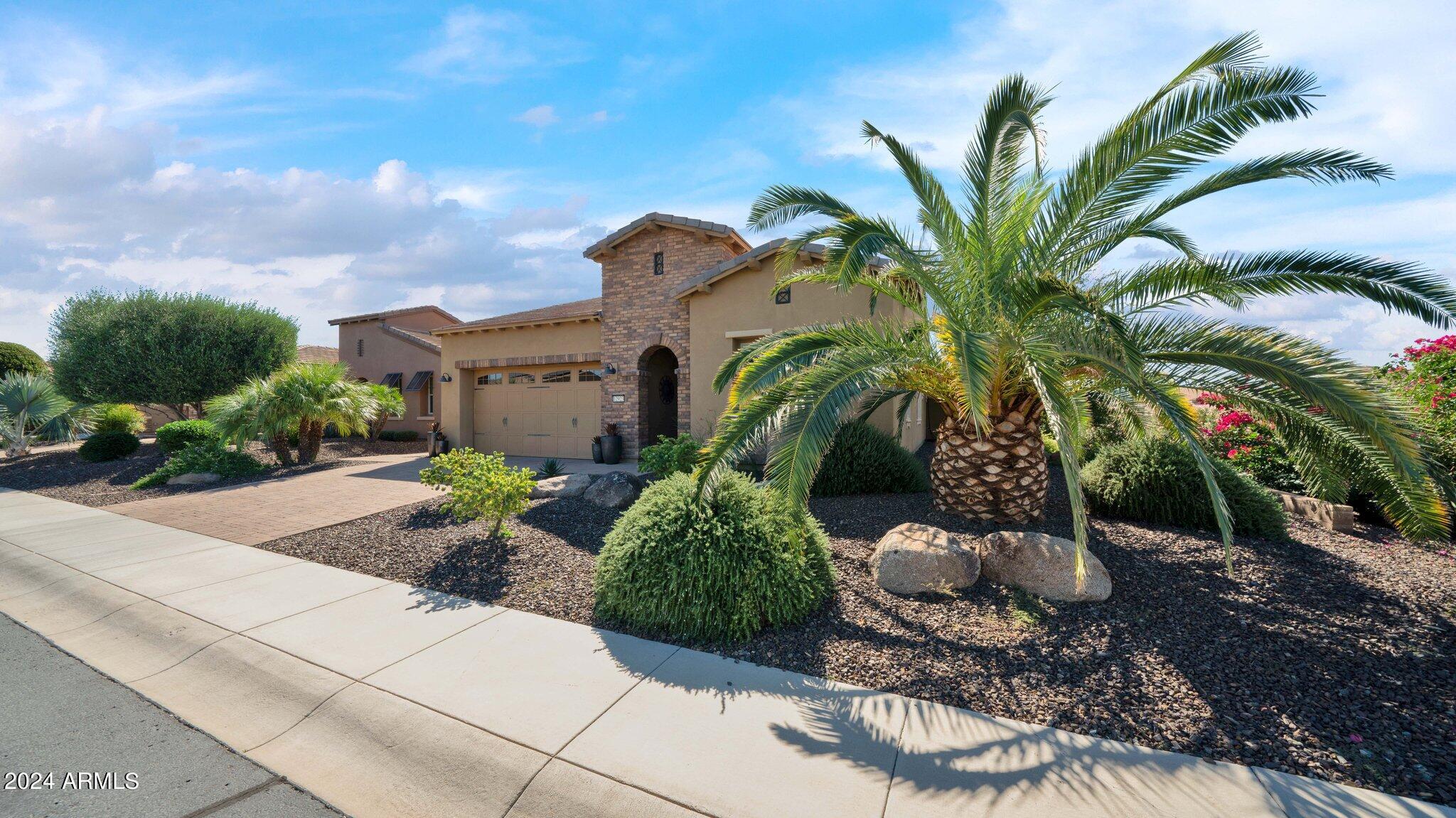 12923 W Roy Rogers Road Property Photo 2