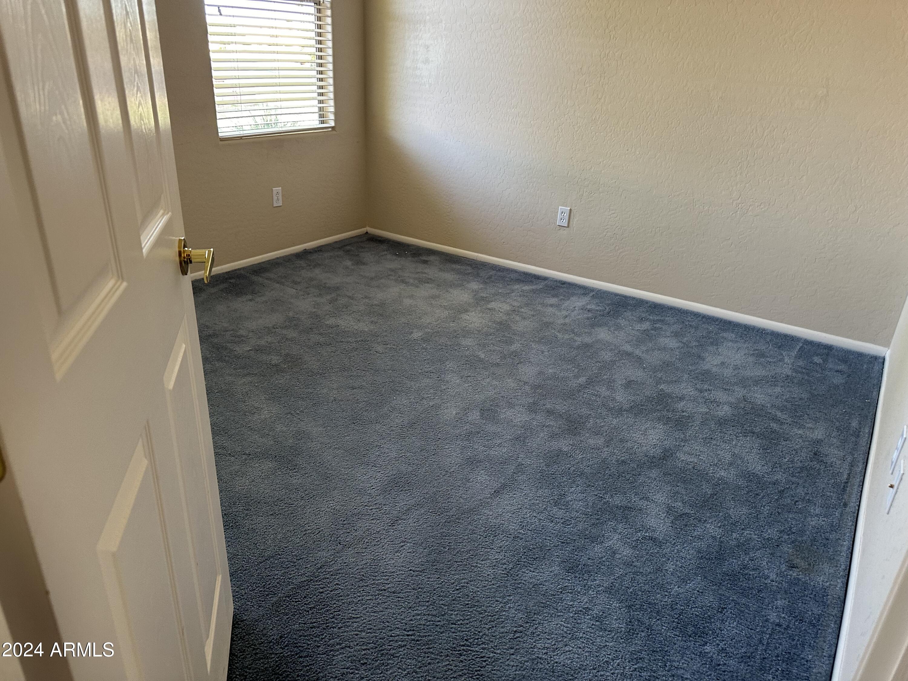 17626 W Calistoga Drive Property Photo 5