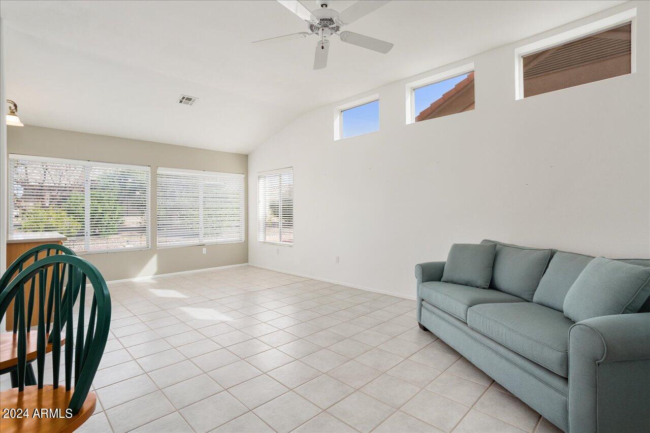 12902 W Pontiac Drive Property Photo 10