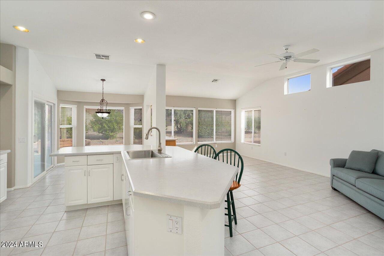 12902 W Pontiac Drive Property Photo 13