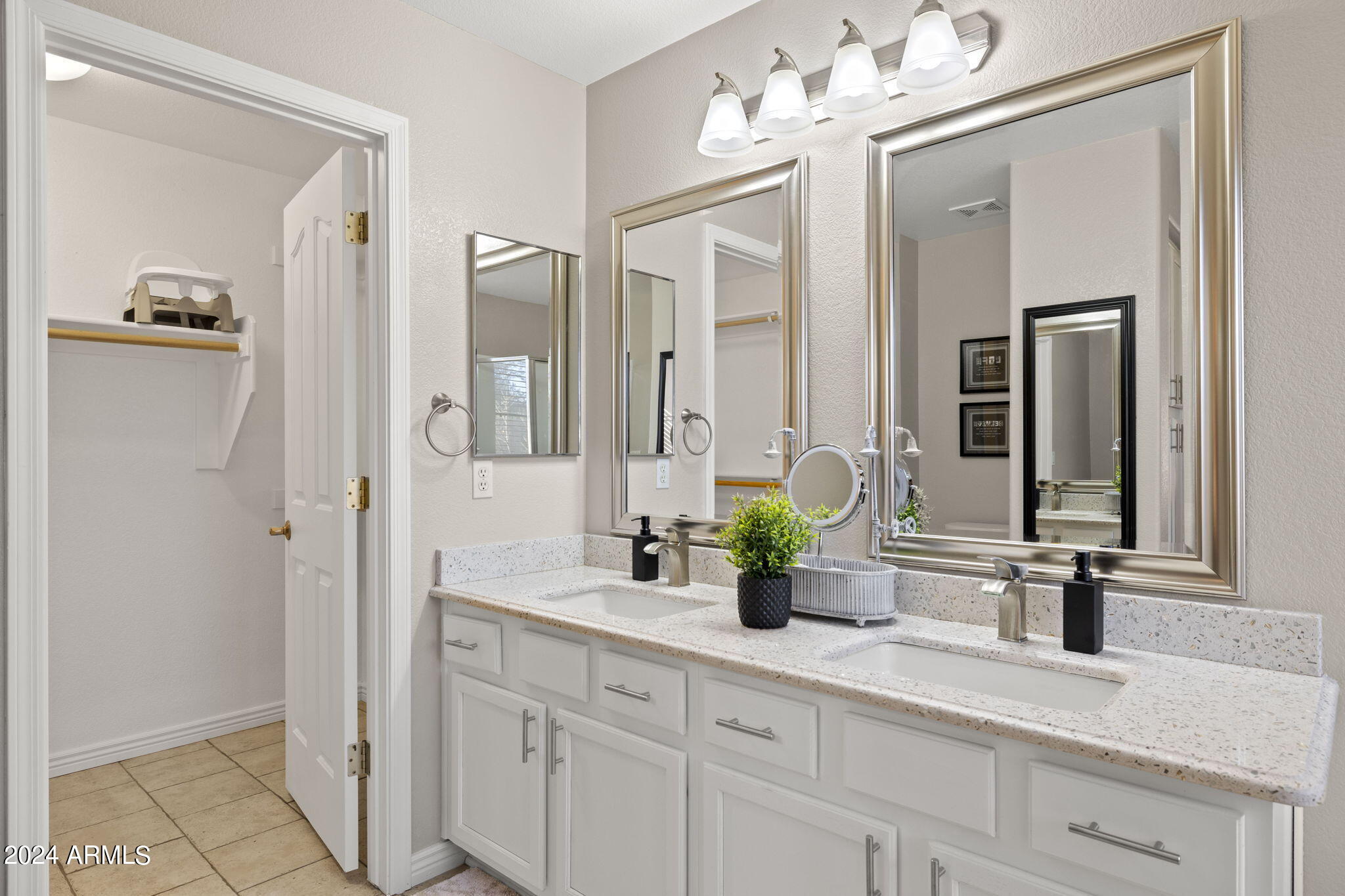 4111 S Dew Drop Court Property Photo 18