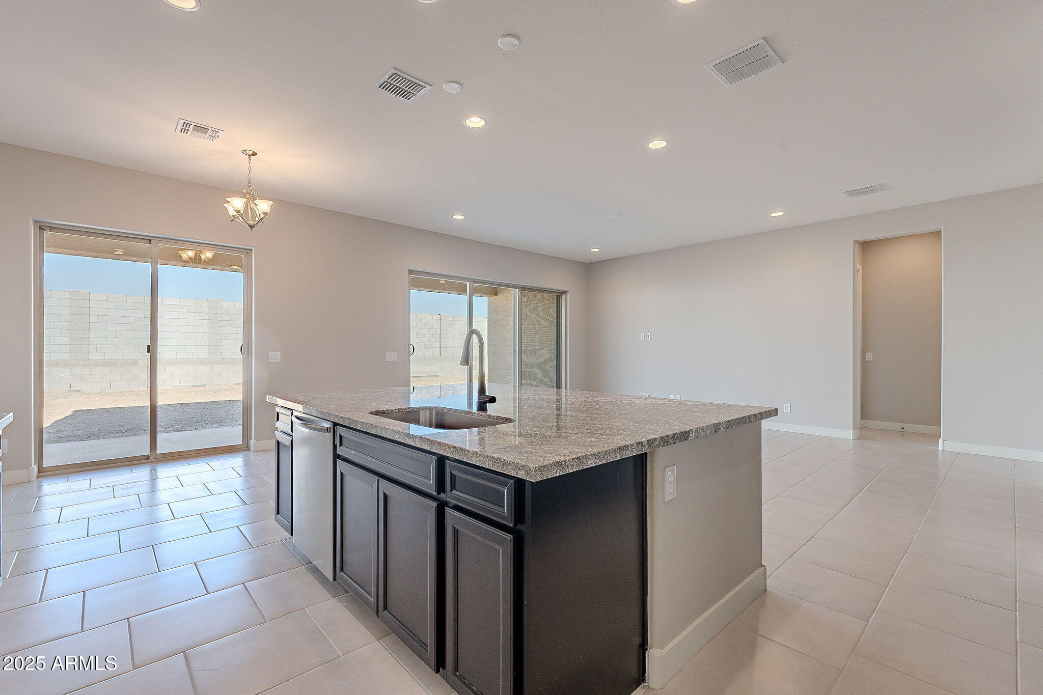 20234 W Catalina Drive Property Photo 6