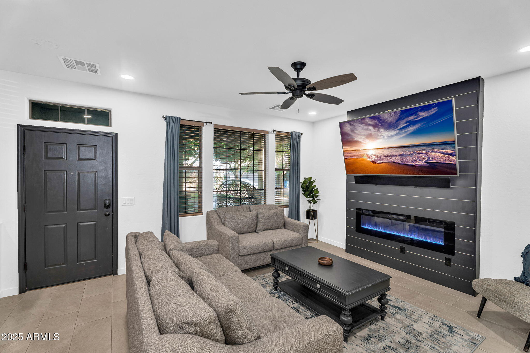 3678 E Yeager Court Property Photo 6