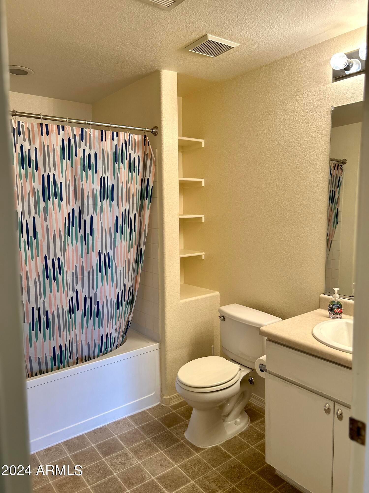 3302 N 7th Street Property Photo 24