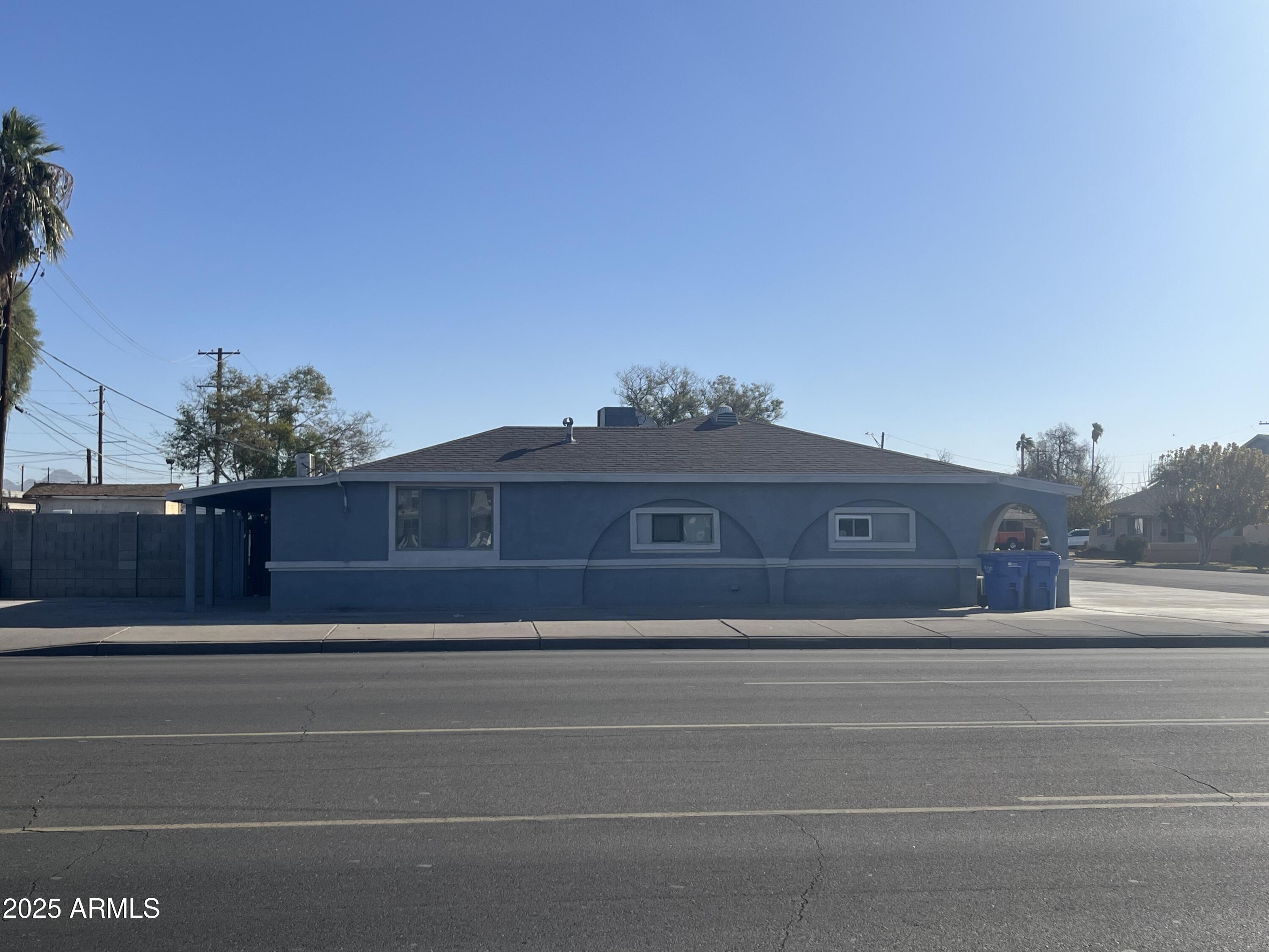 3446 W Rancho Drive Property Photo 3