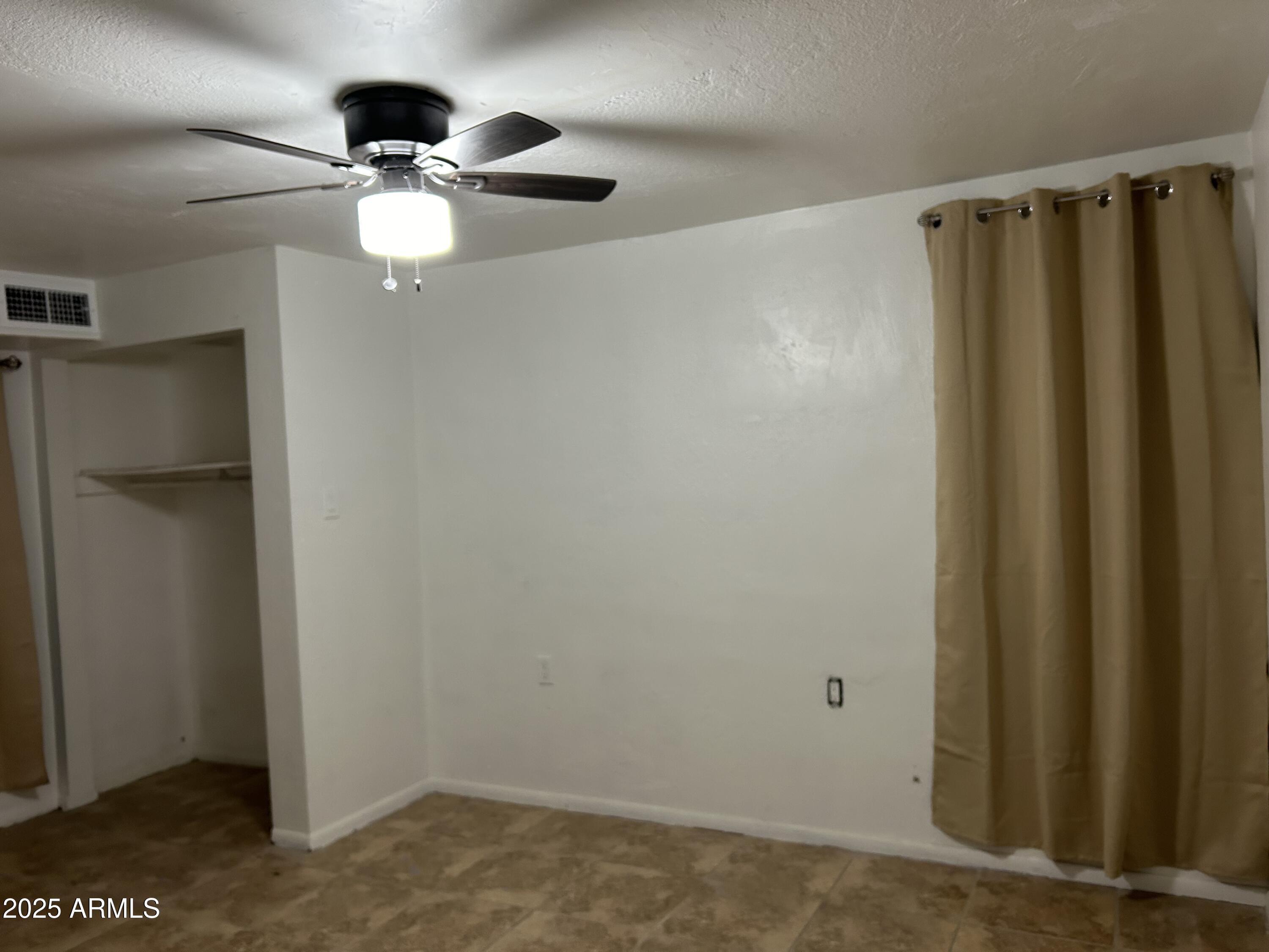 3446 W Rancho Drive Property Photo 5