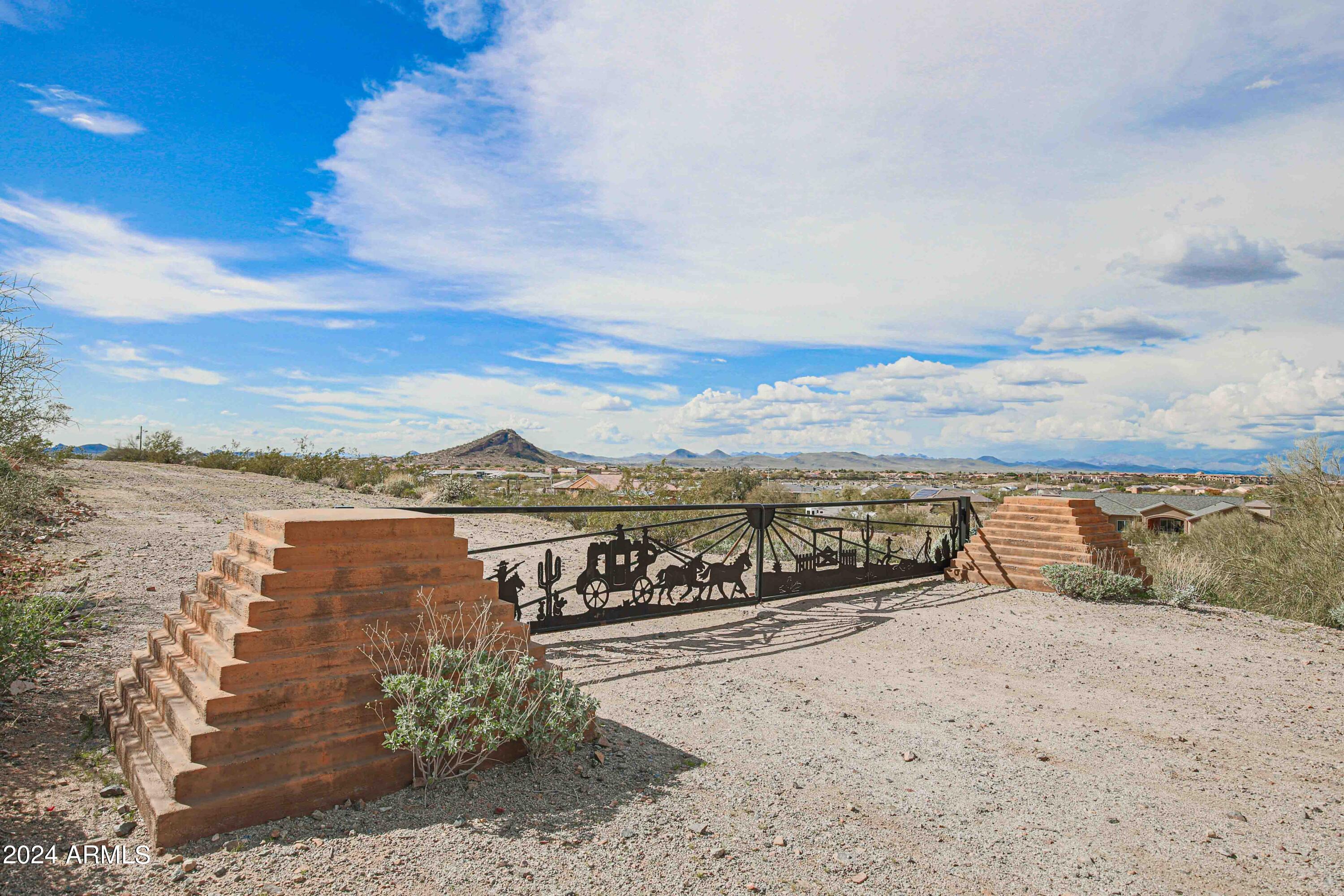 9315 W Briles Road Property Photo