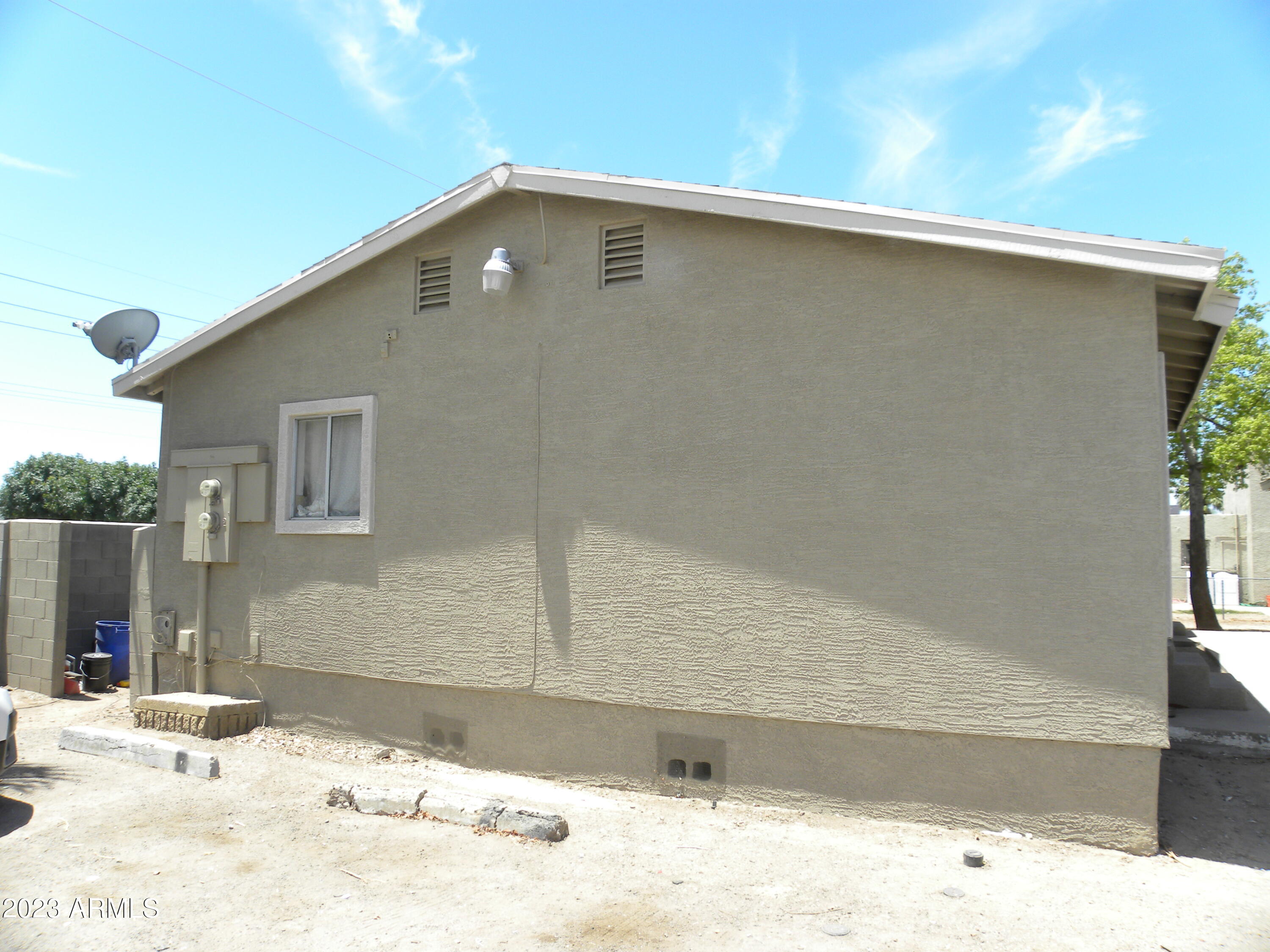 1002 N 27th Place Property Photo 17