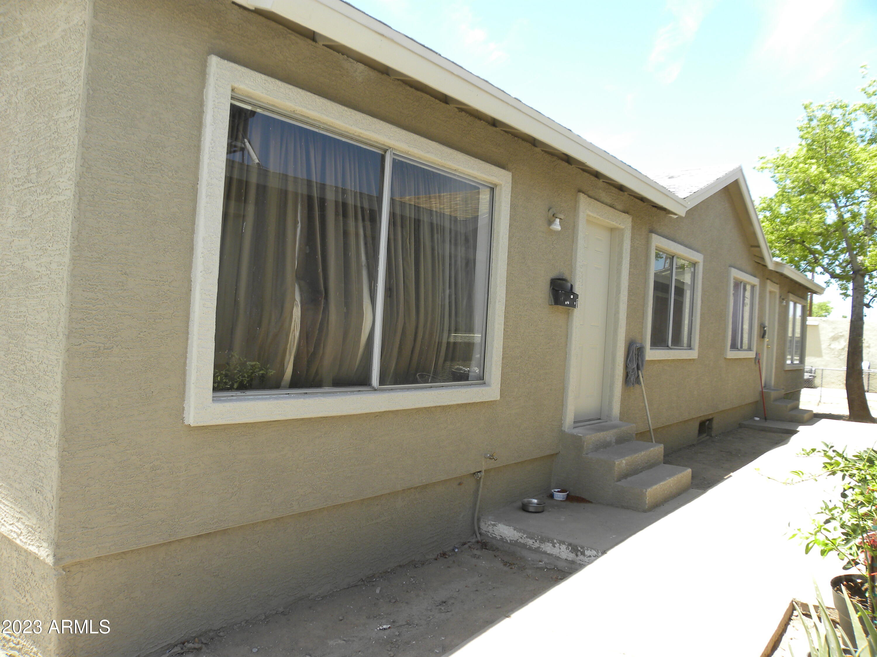 1002 N 27th Place Property Photo 19