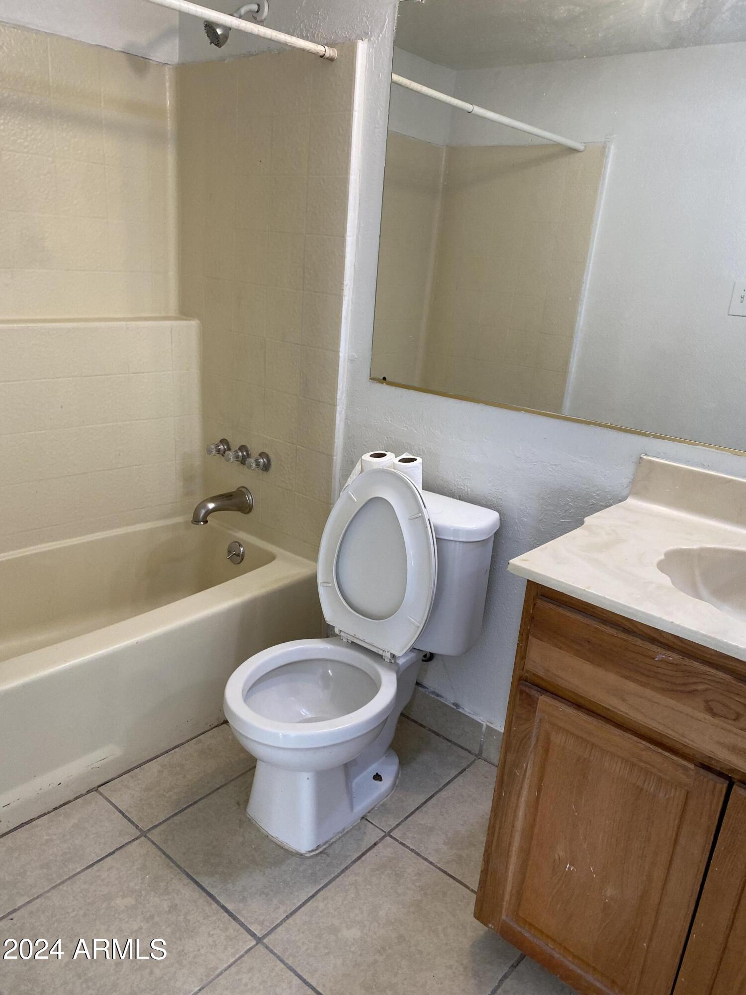 1002 N 27th Place Property Photo 34