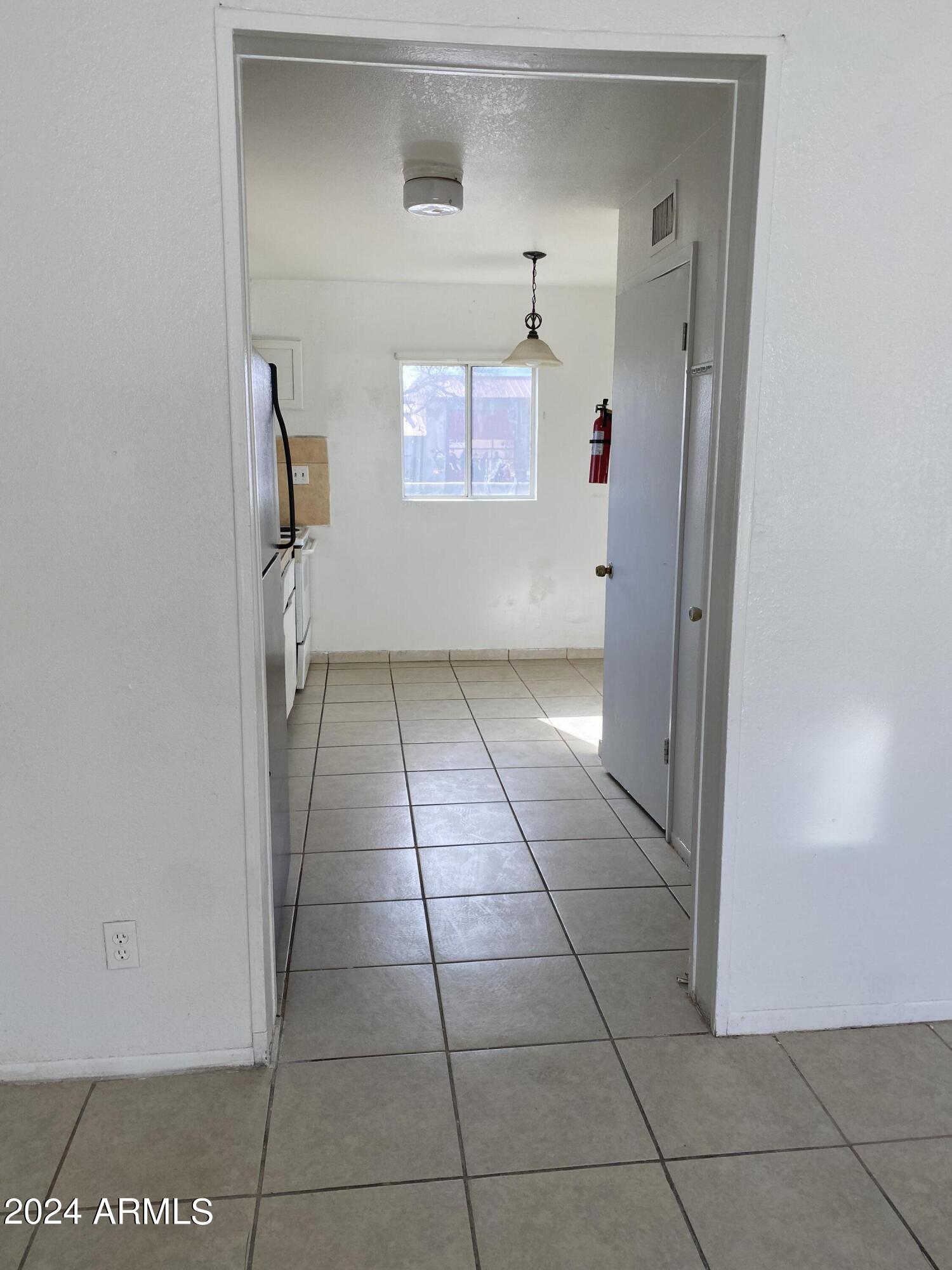 1002 N 27th Place Property Photo 36