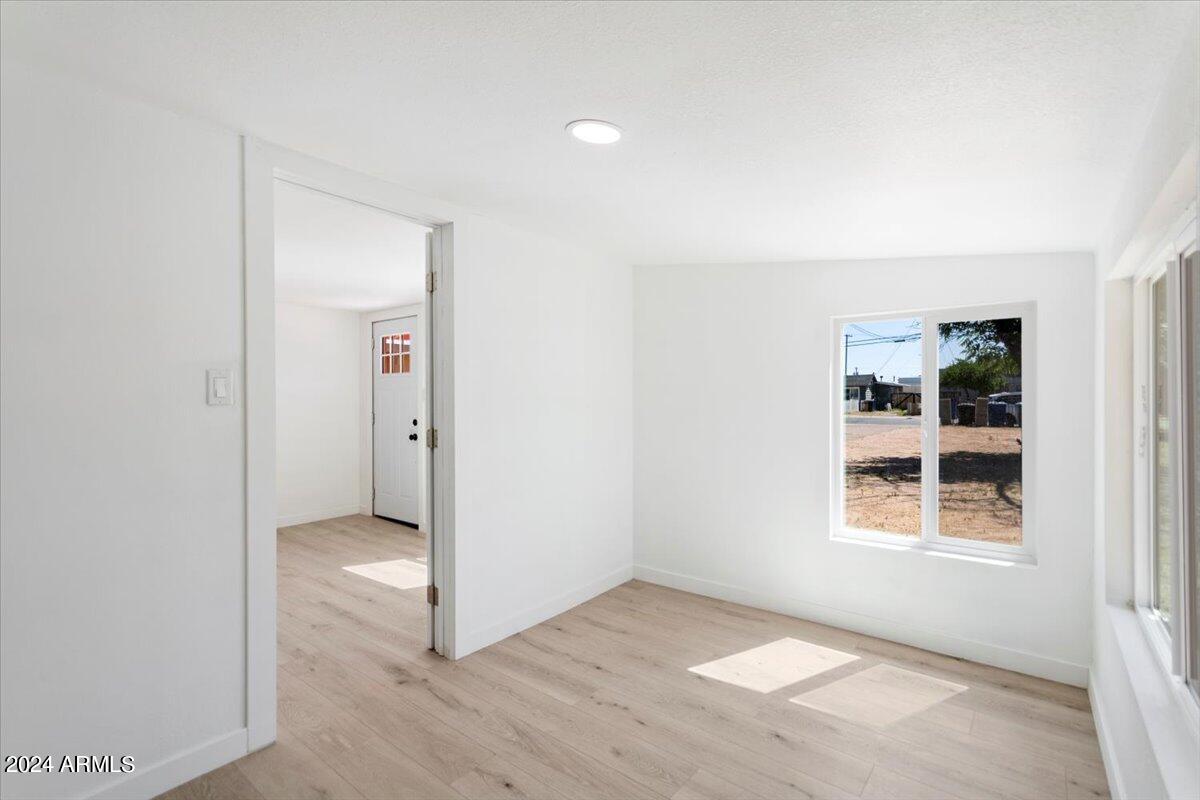 520 S Macdonald Property Photo 18