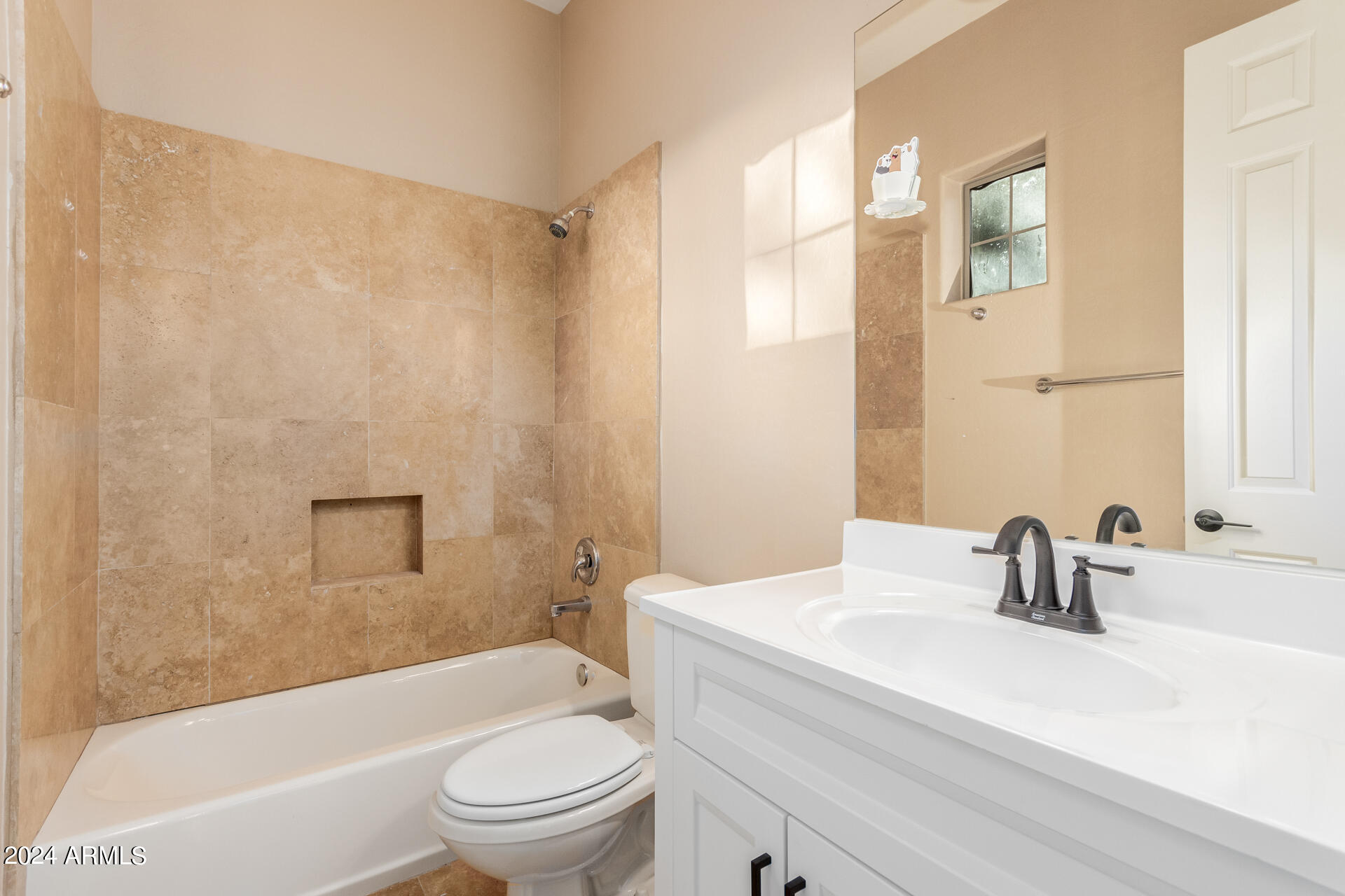 2069 E Cedar Place Property Photo 18