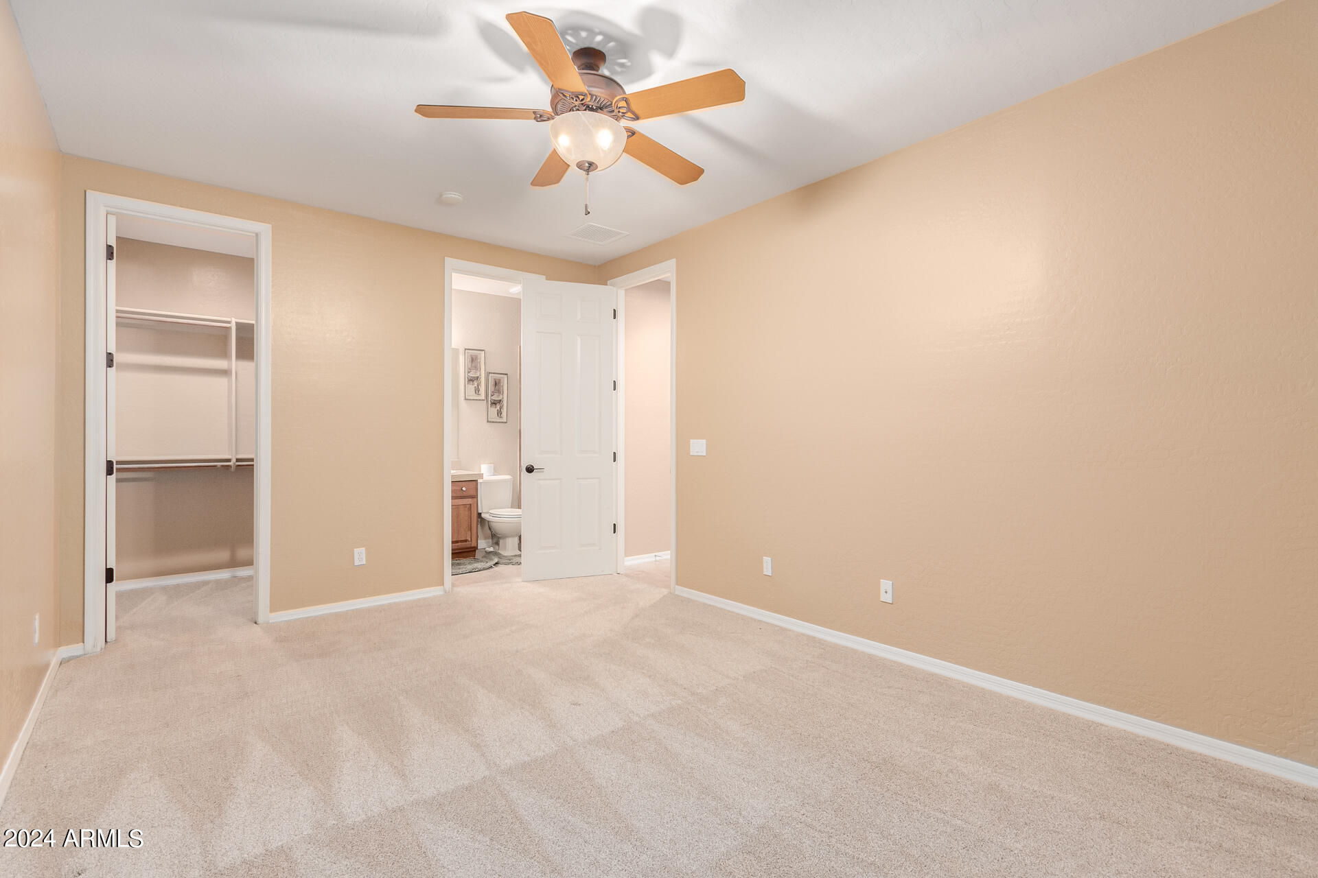 2069 E Cedar Place Property Photo 21