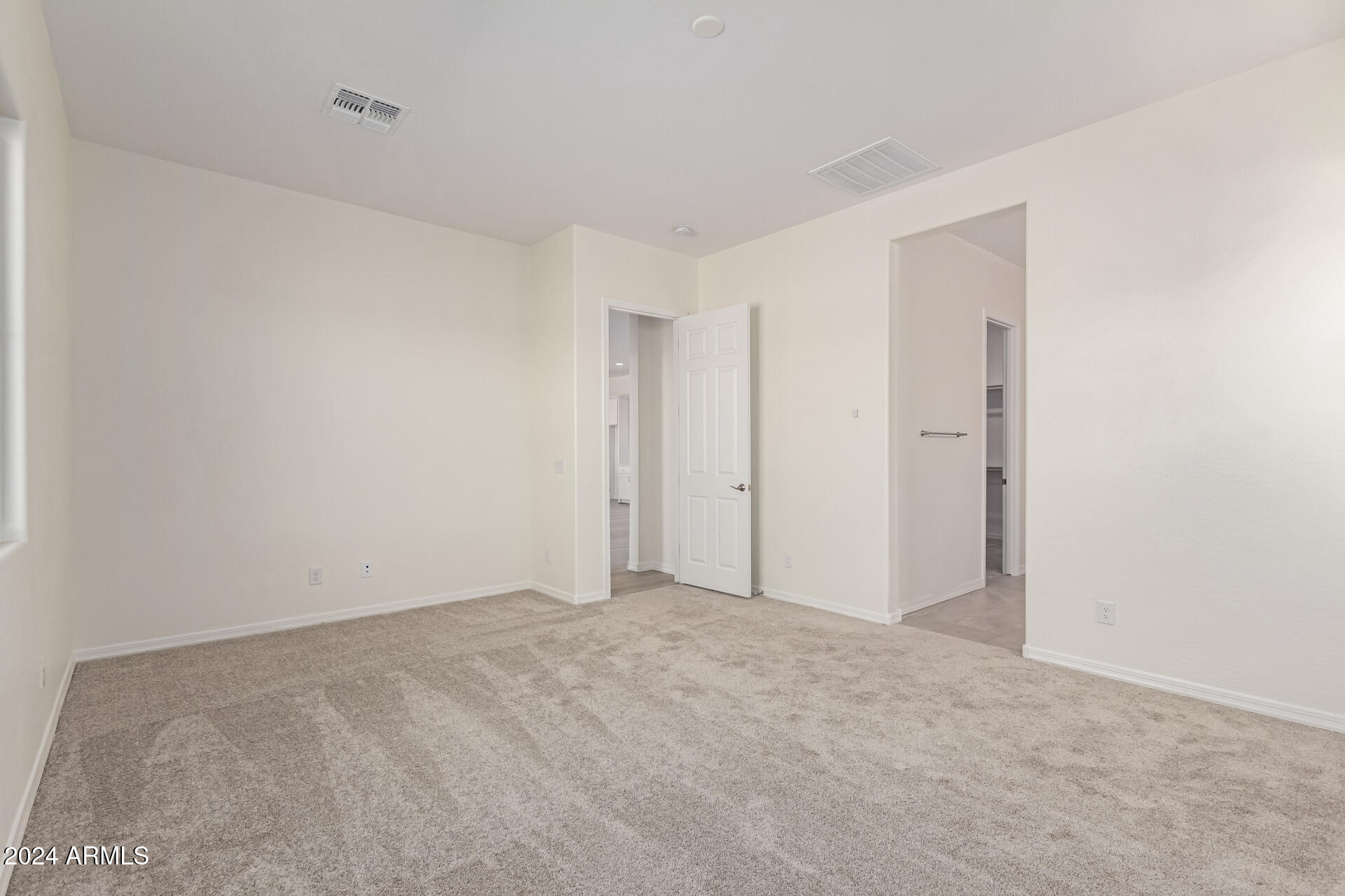 21726 E Lords Way Property Photo 14