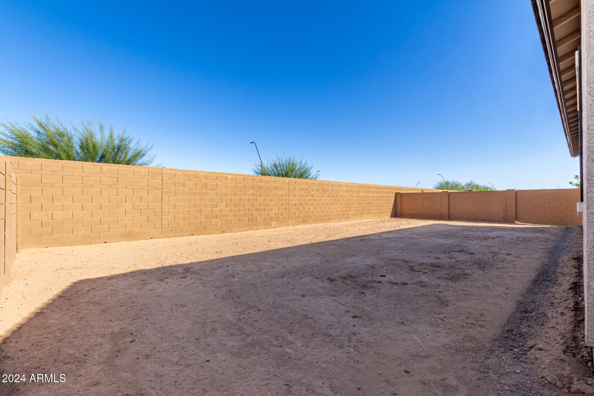 21726 E Lords Way Property Photo 33