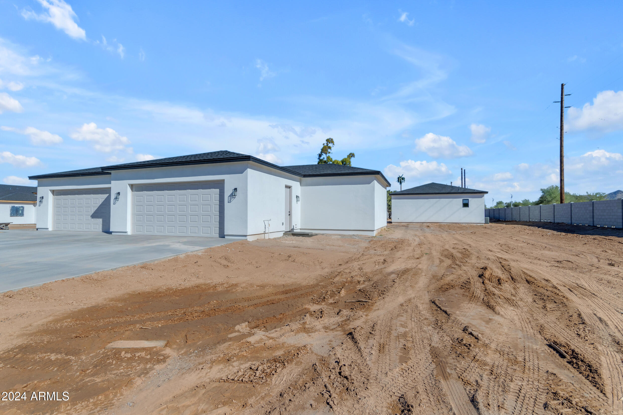 26761 S 181st Place Property Photo 8