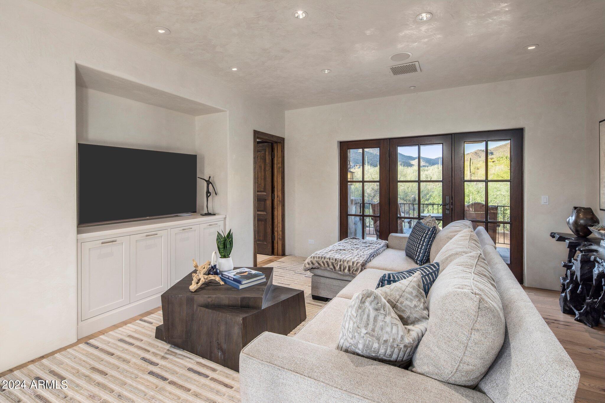 10673 E Wingspan Way Property Photo 43
