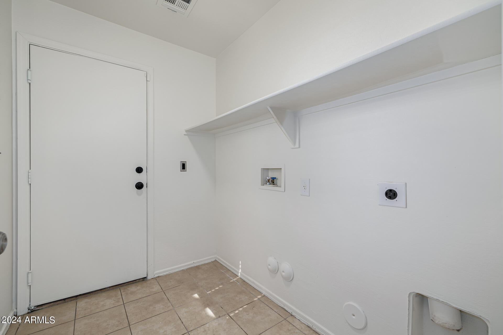 2127 E Huntington Drive Property Photo 26