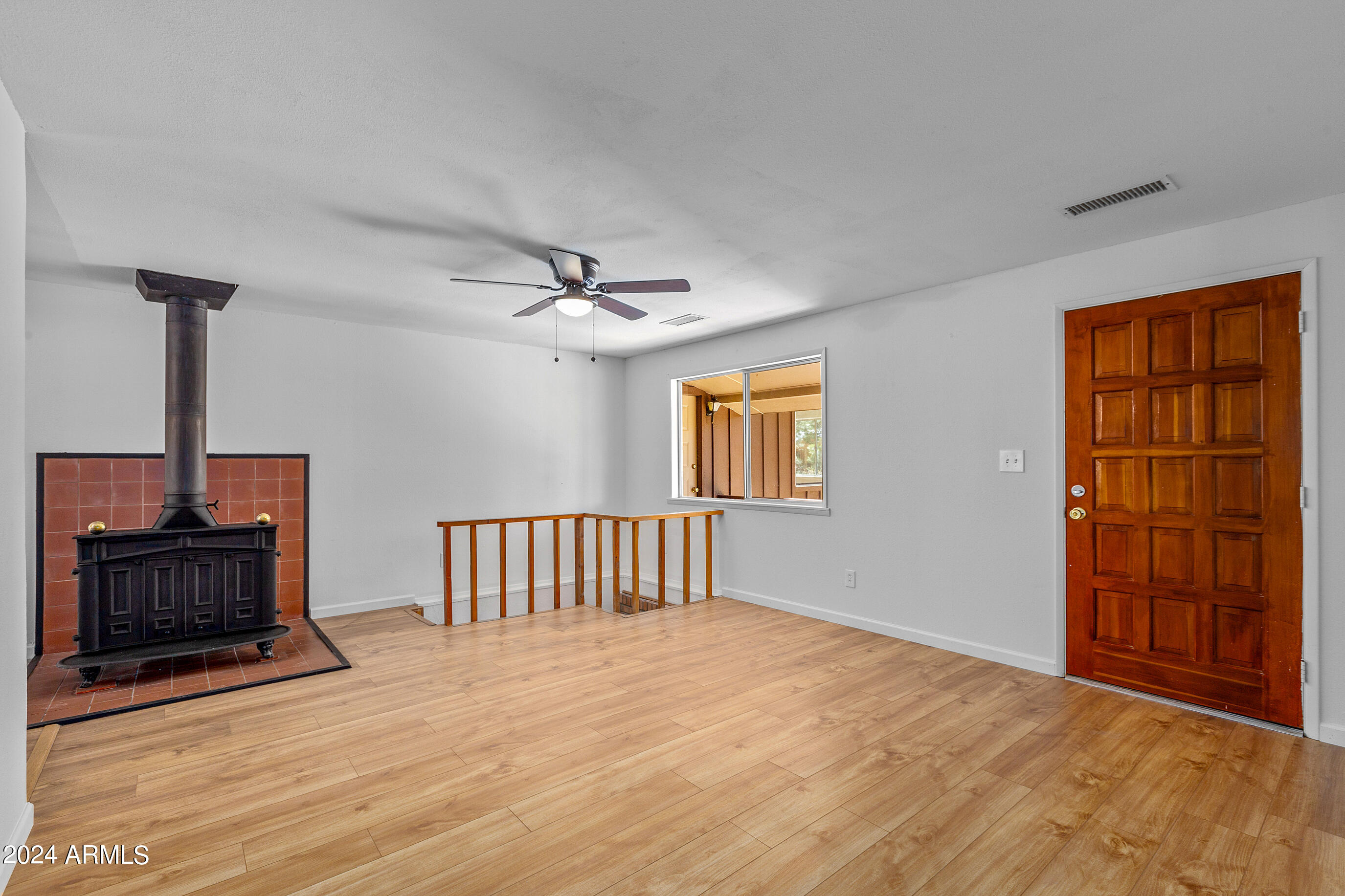 1373 E Pine Ridge Drive Property Photo 9