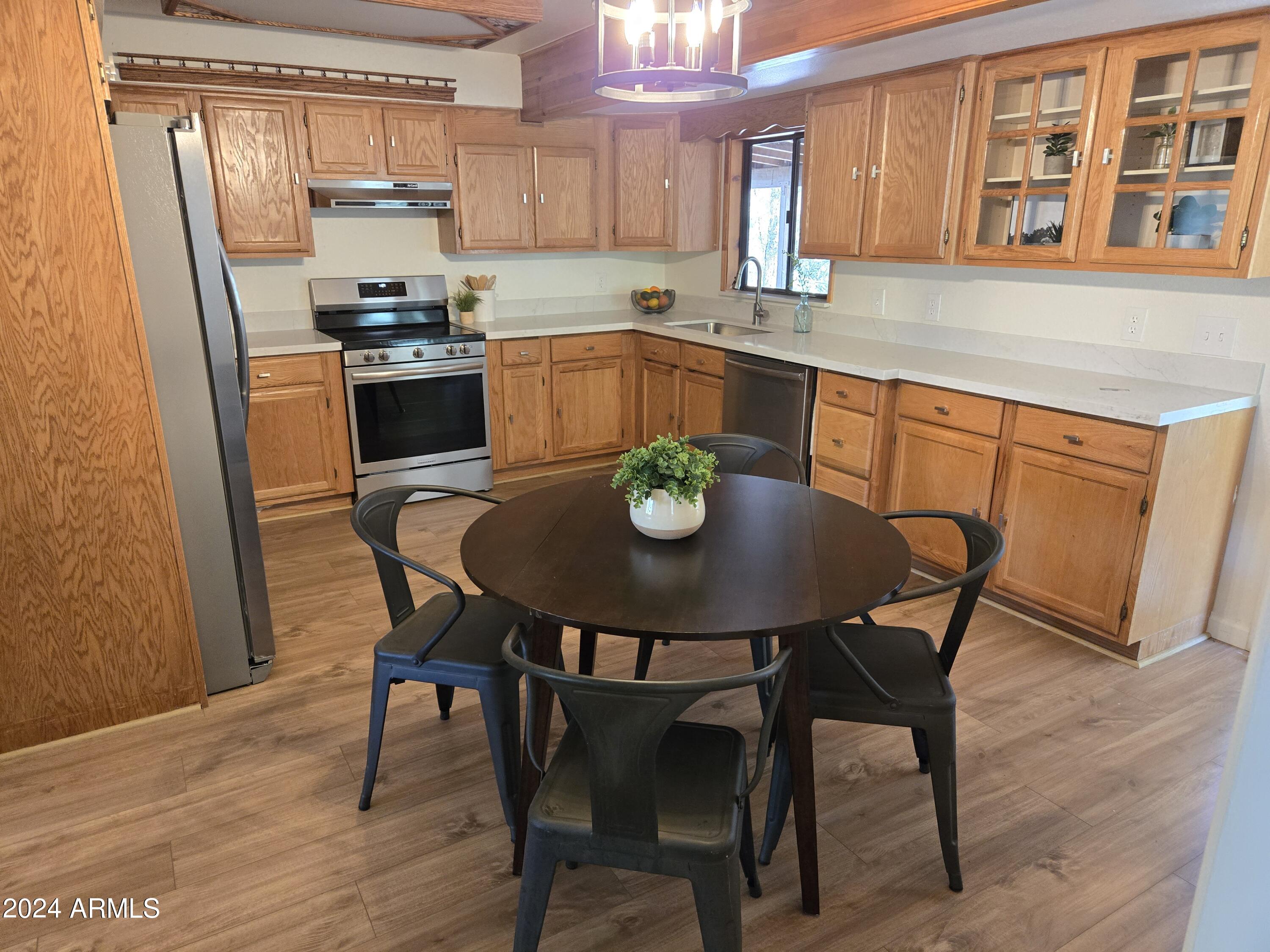 1373 E Pine Ridge Drive Property Photo 13