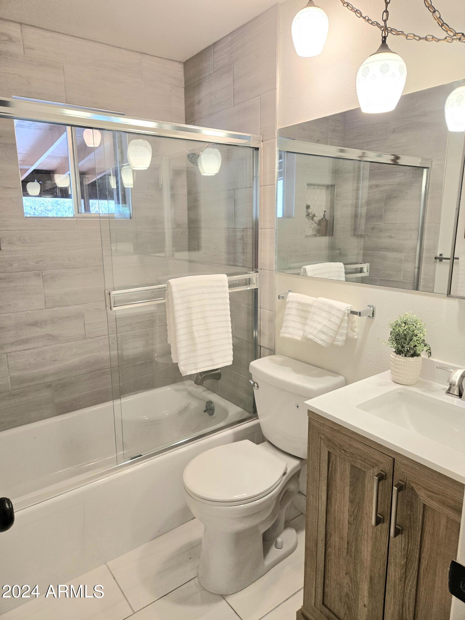 1373 E Pine Ridge Drive Property Photo 17