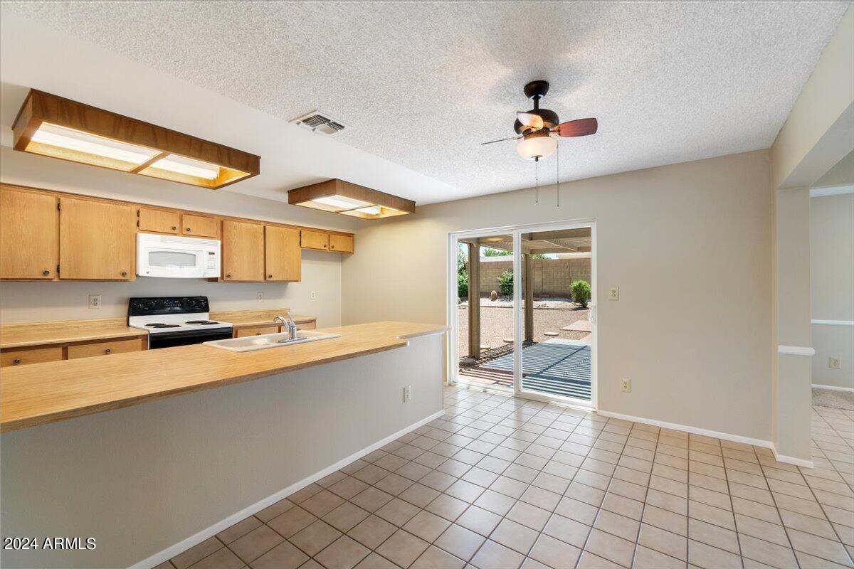 4353 E Jicarilla Street Property Photo 8