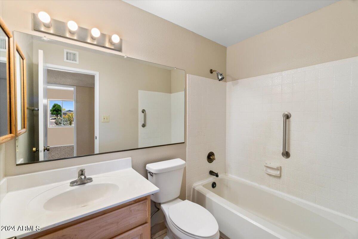 4353 E Jicarilla Street Property Photo 17