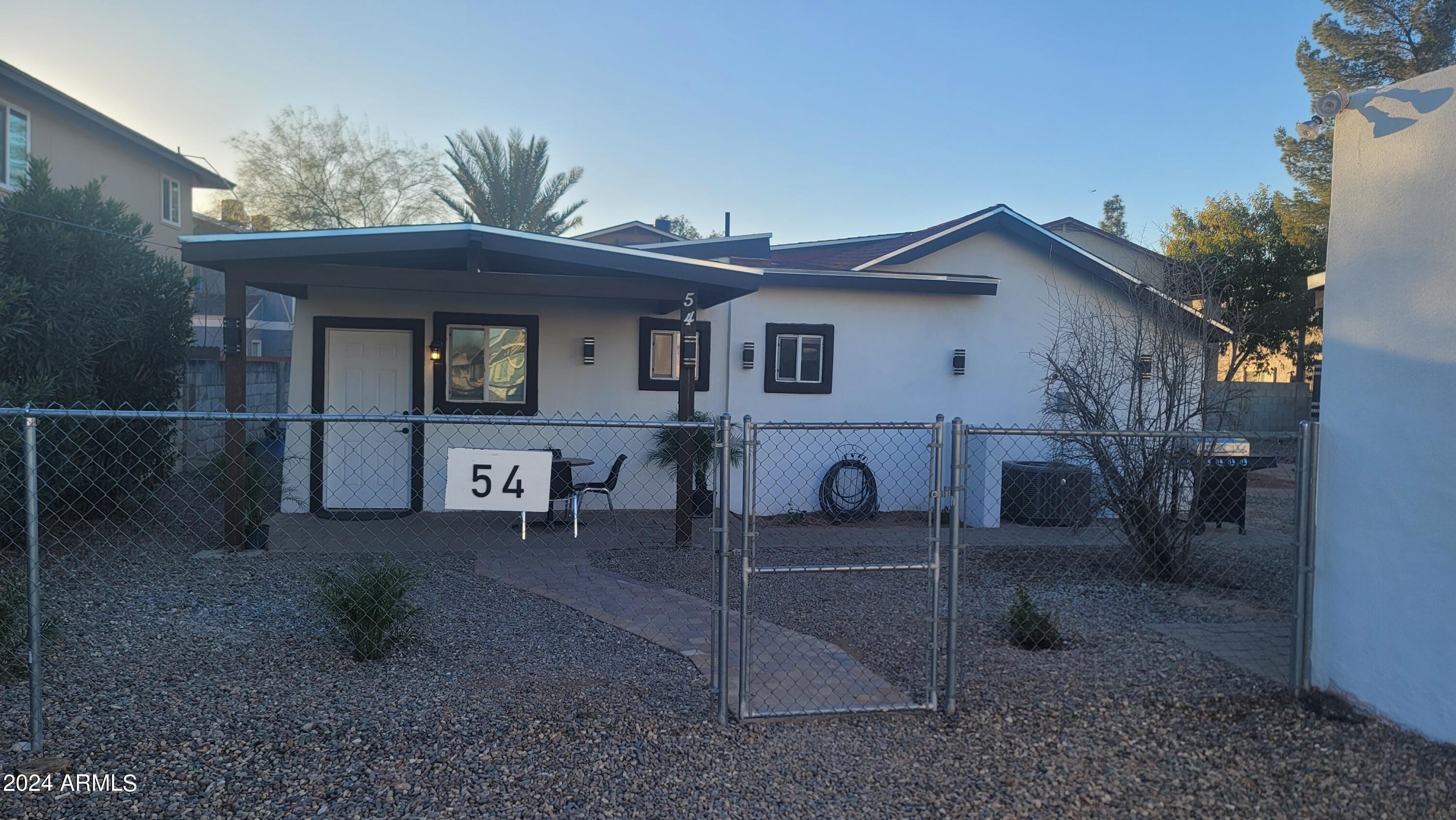 54 N Santa Barbara Street Property Photo 2