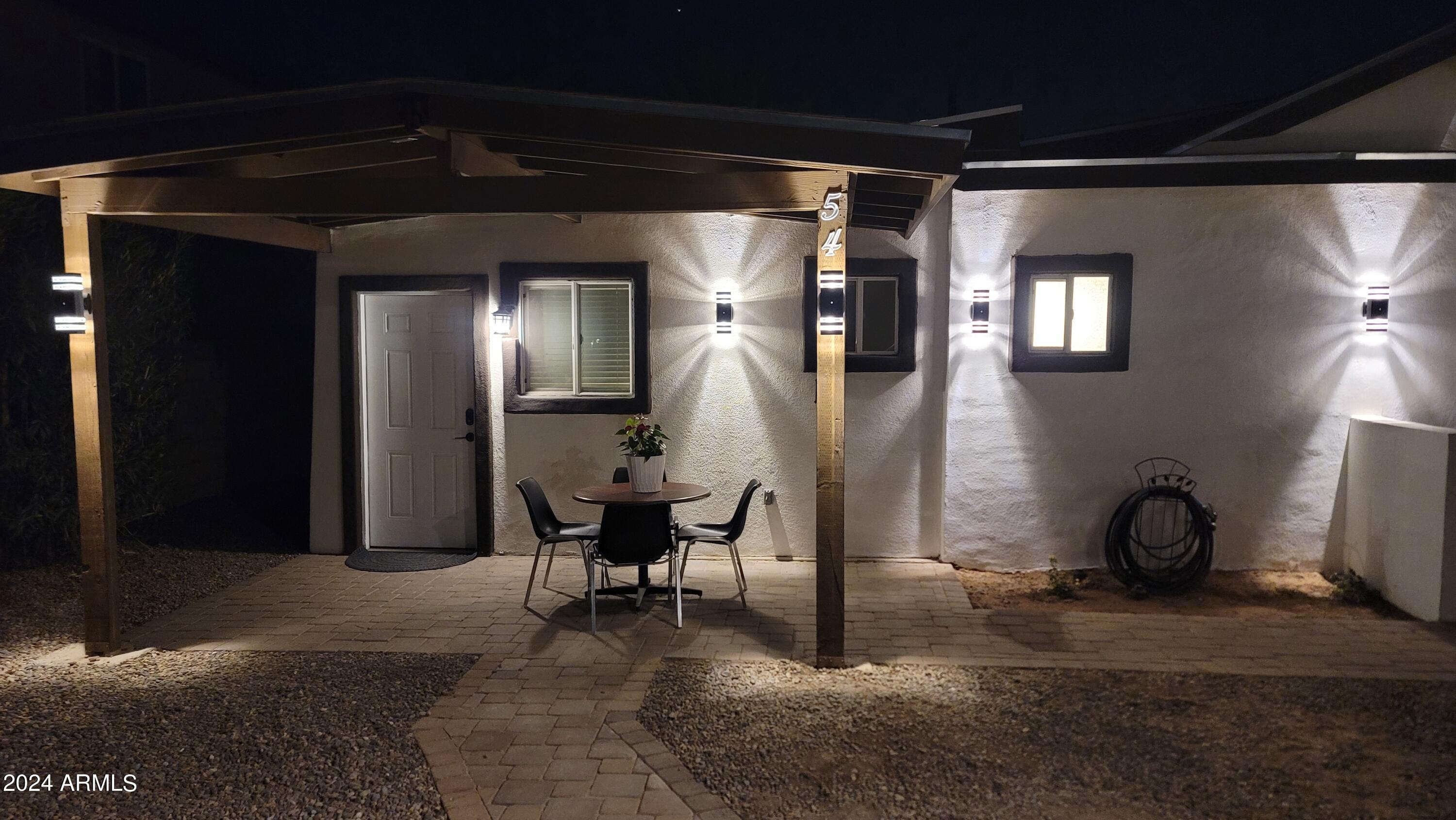 54 N Santa Barbara Street Property Photo 4