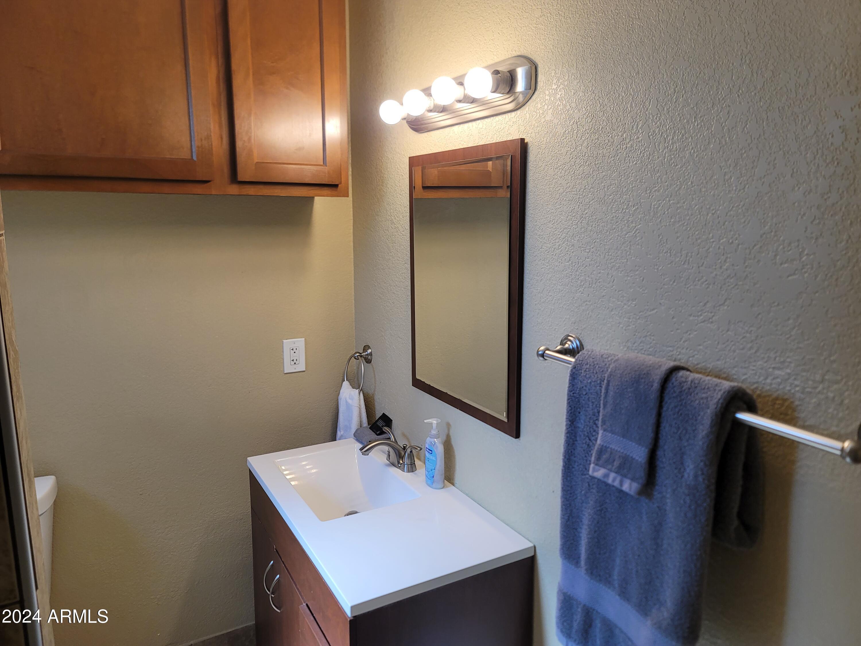 54 N Santa Barbara Street Property Photo 8