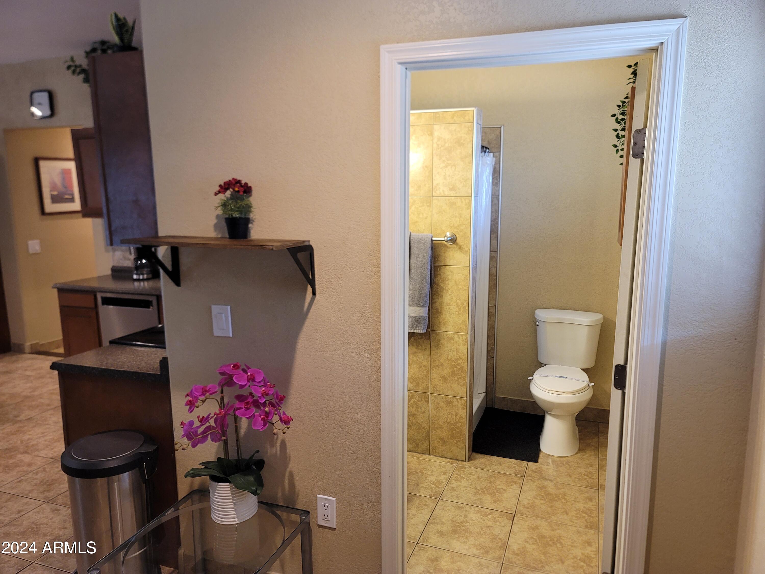 54 N Santa Barbara Street Property Photo 14
