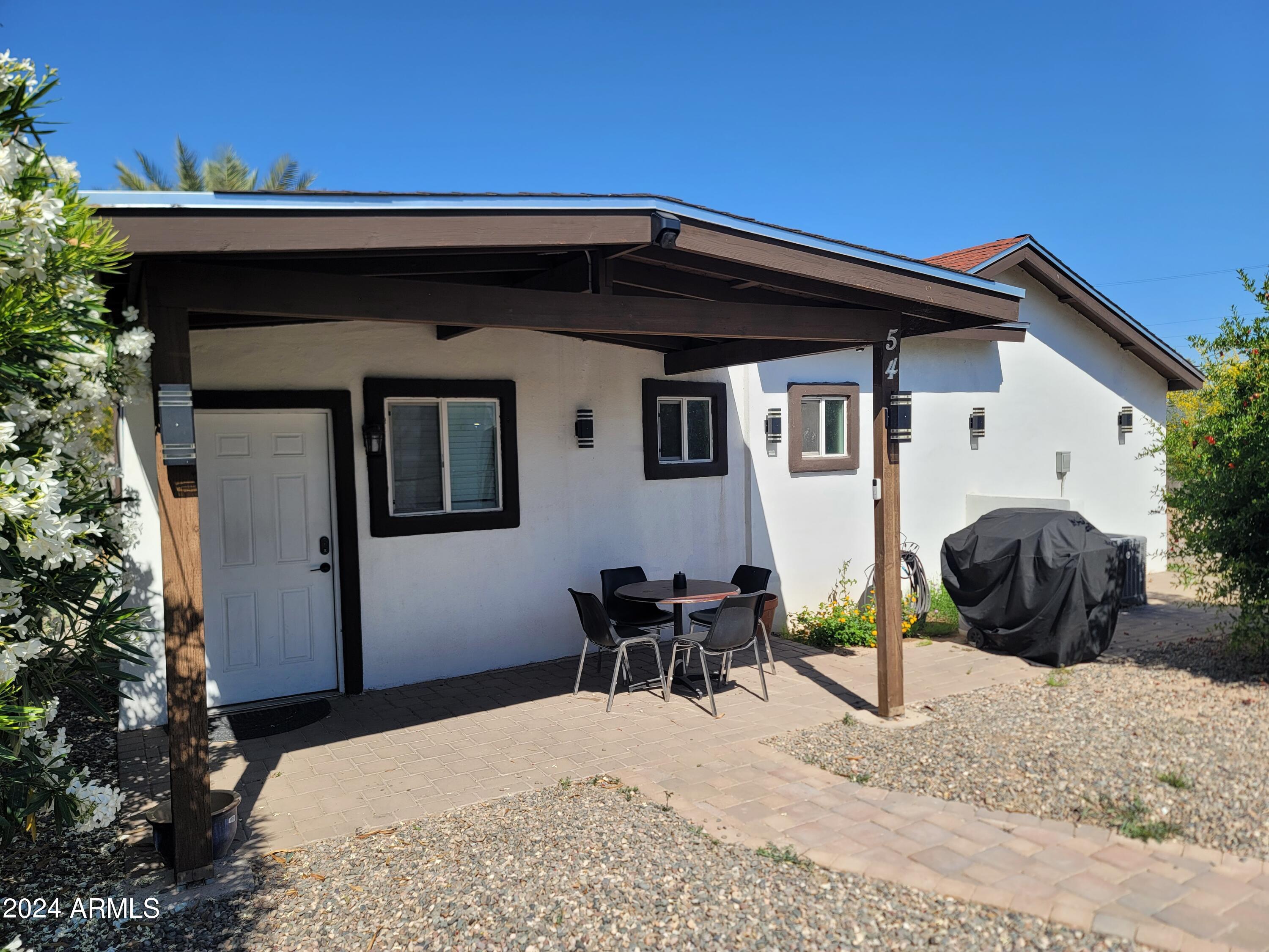 54 N Santa Barbara Street Property Photo 16